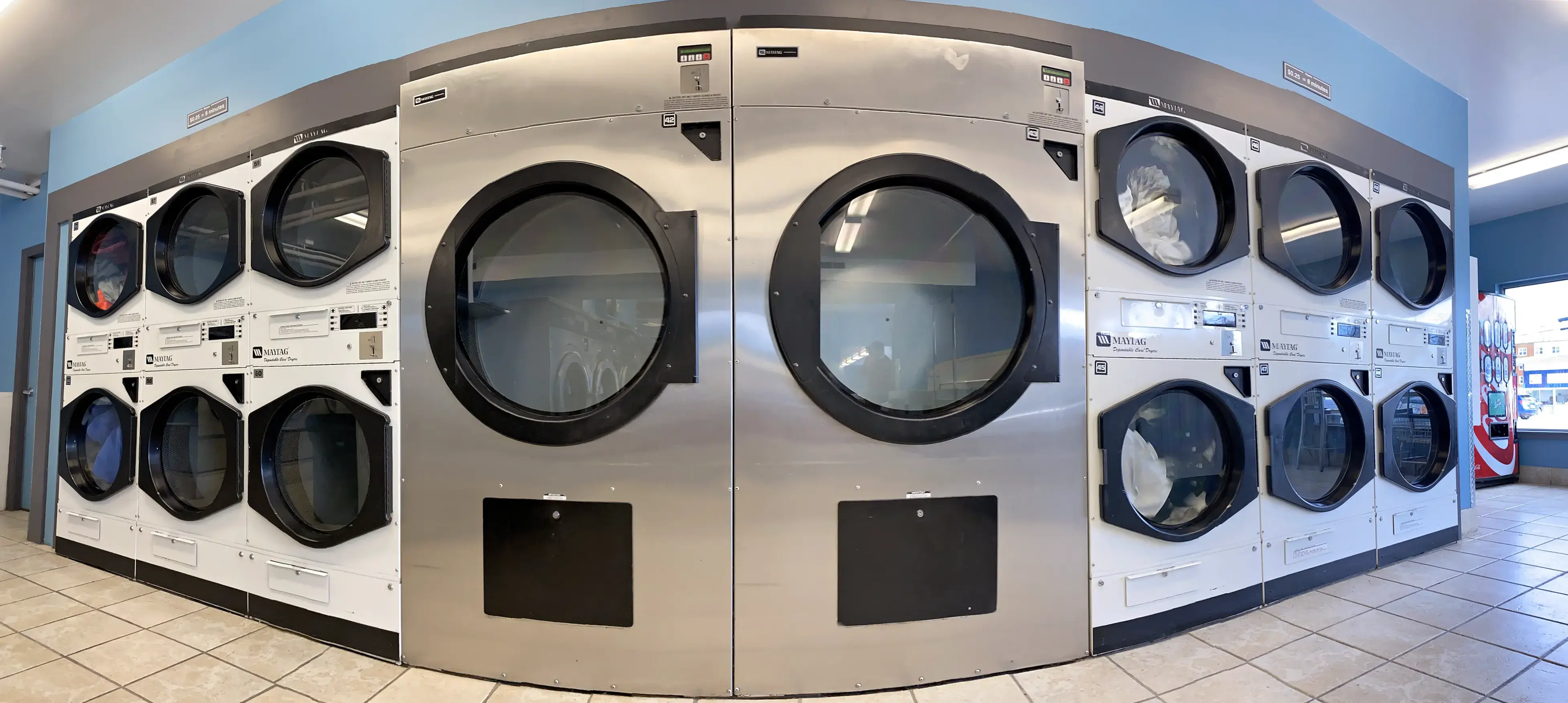 North Main Street Laundromat - Image 12
