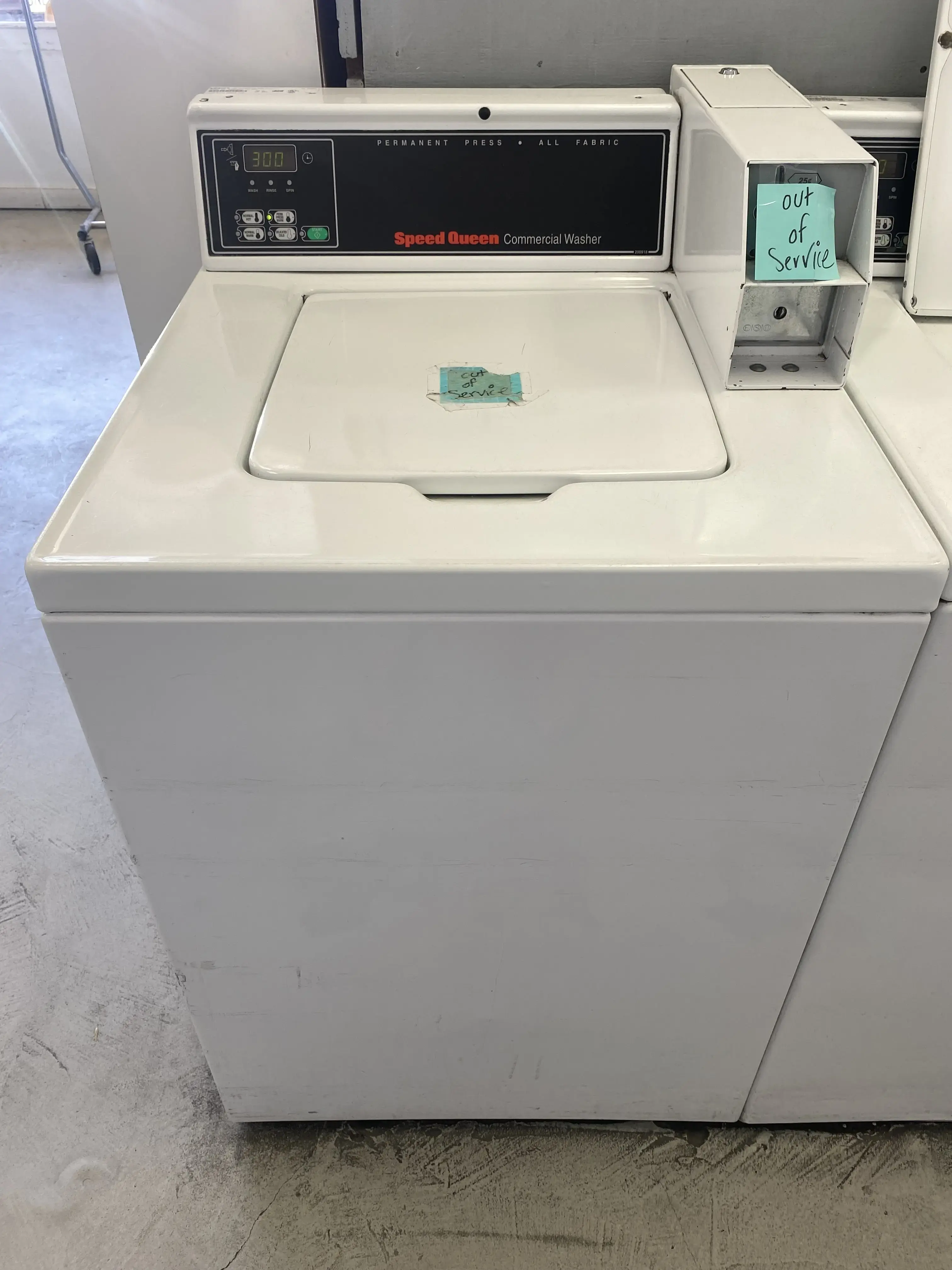 North Milpas Laundry thumbnail 7