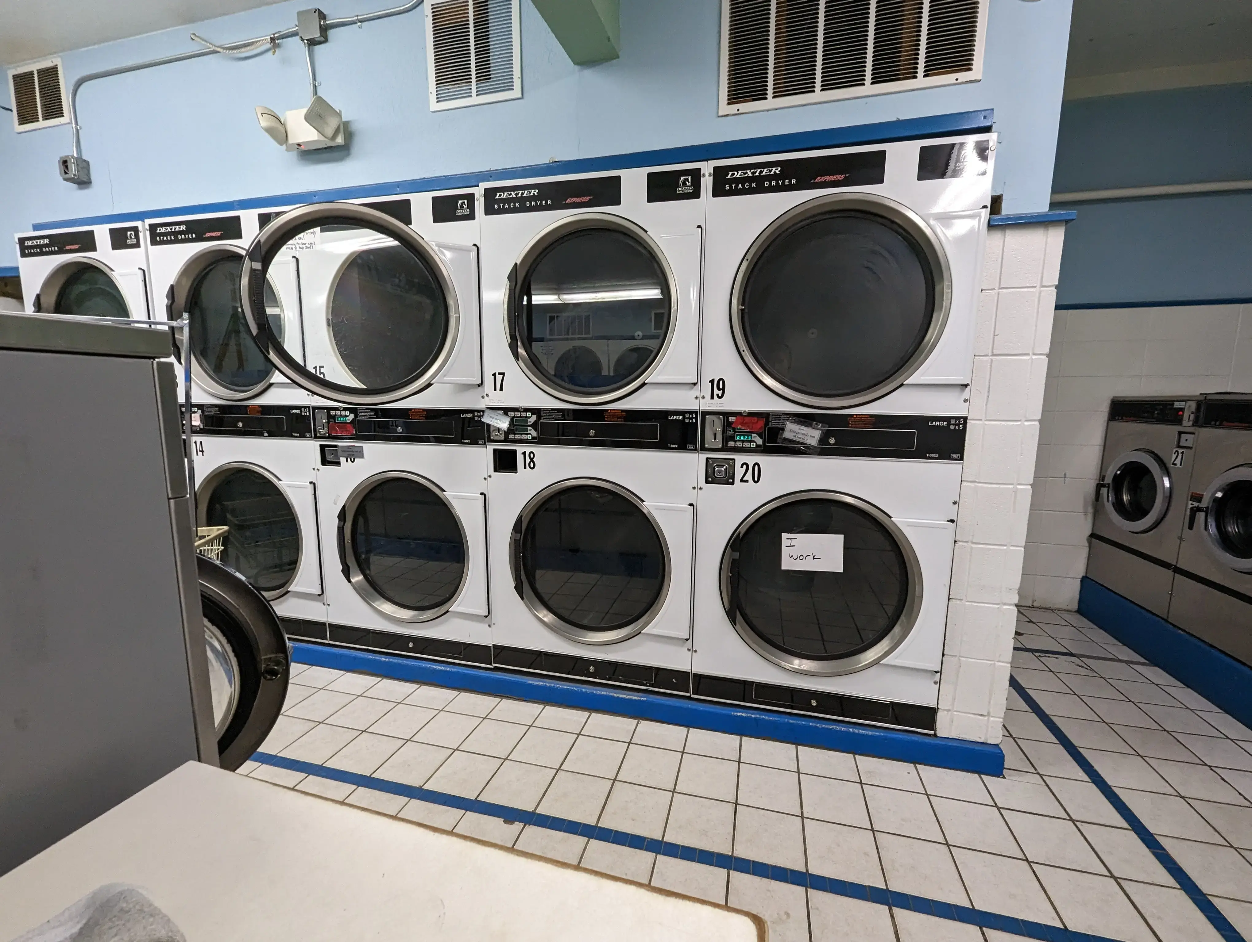 North Pole Laundry thumbnail 10