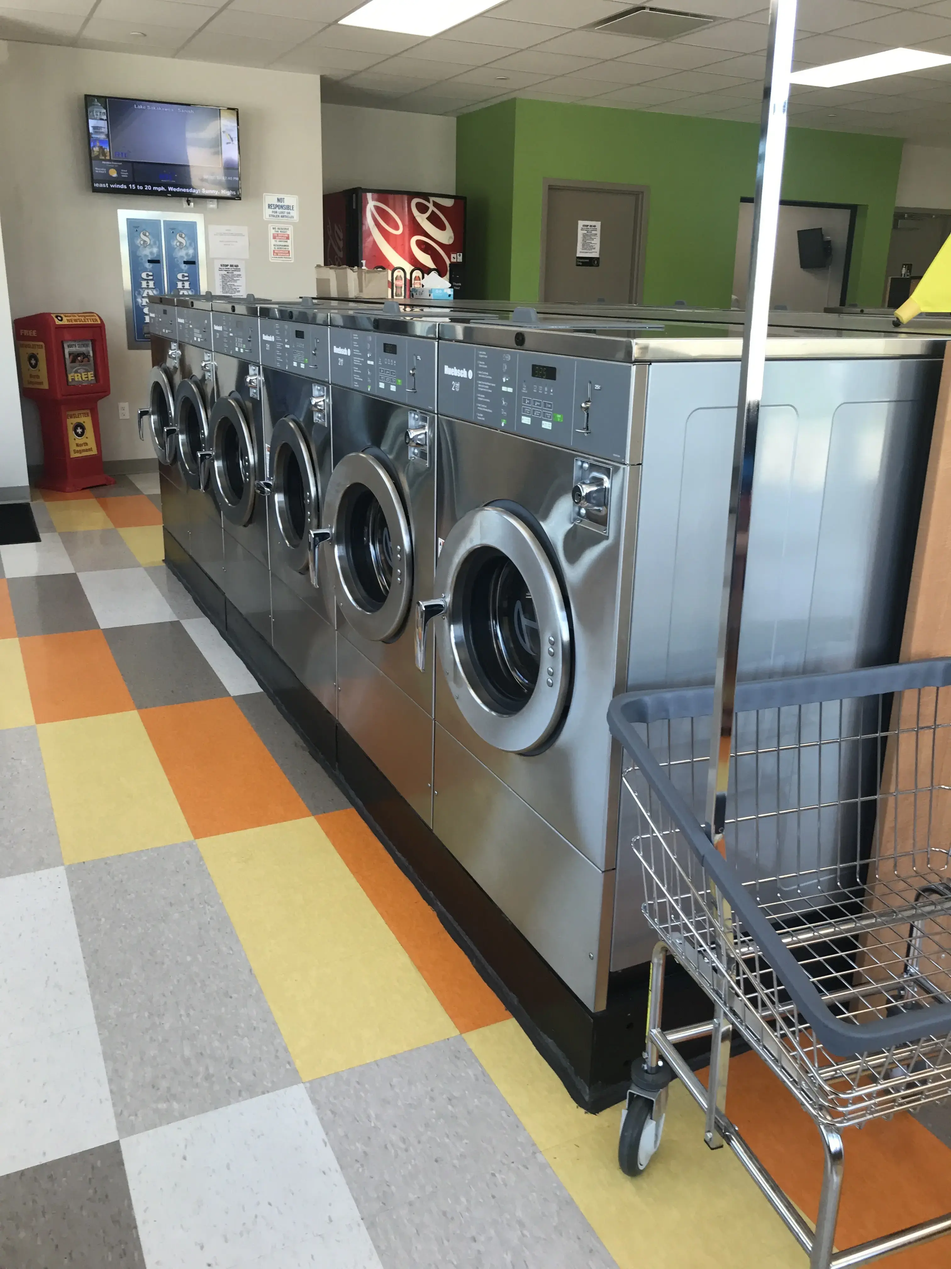 North Segment Laundromat - Image 4