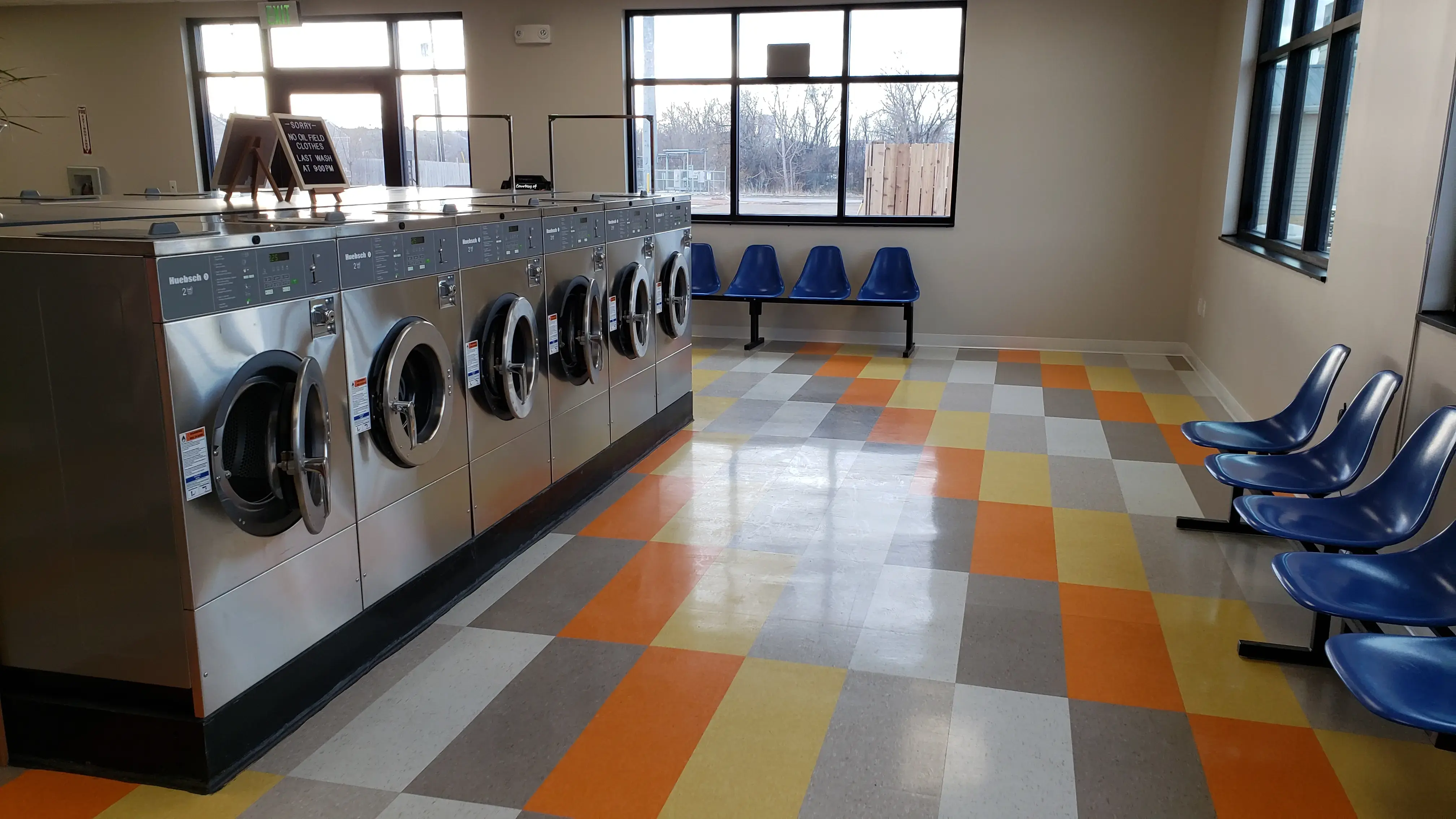 North Segment Laundromat - Image 2