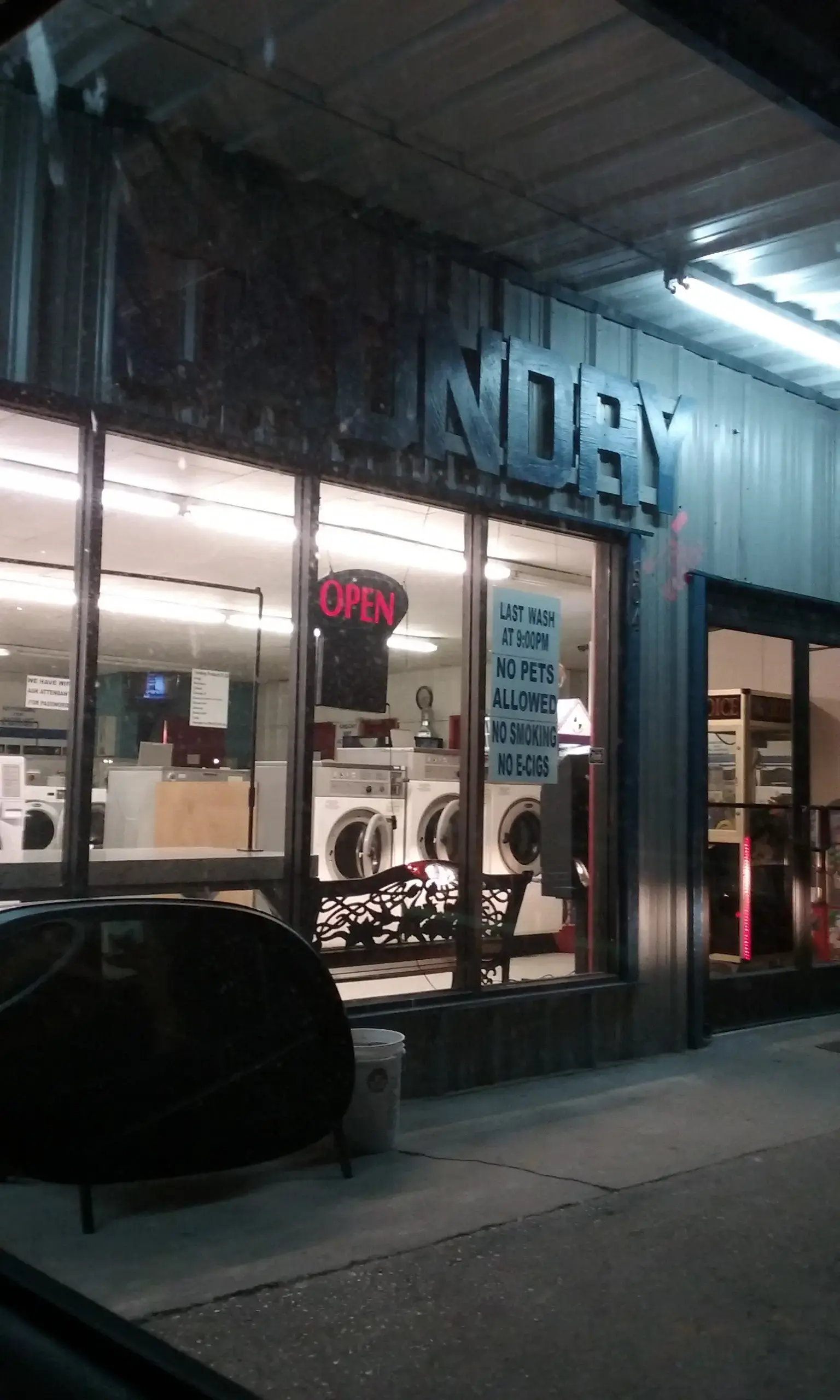North Star Laundry Carlsbad - Image 12