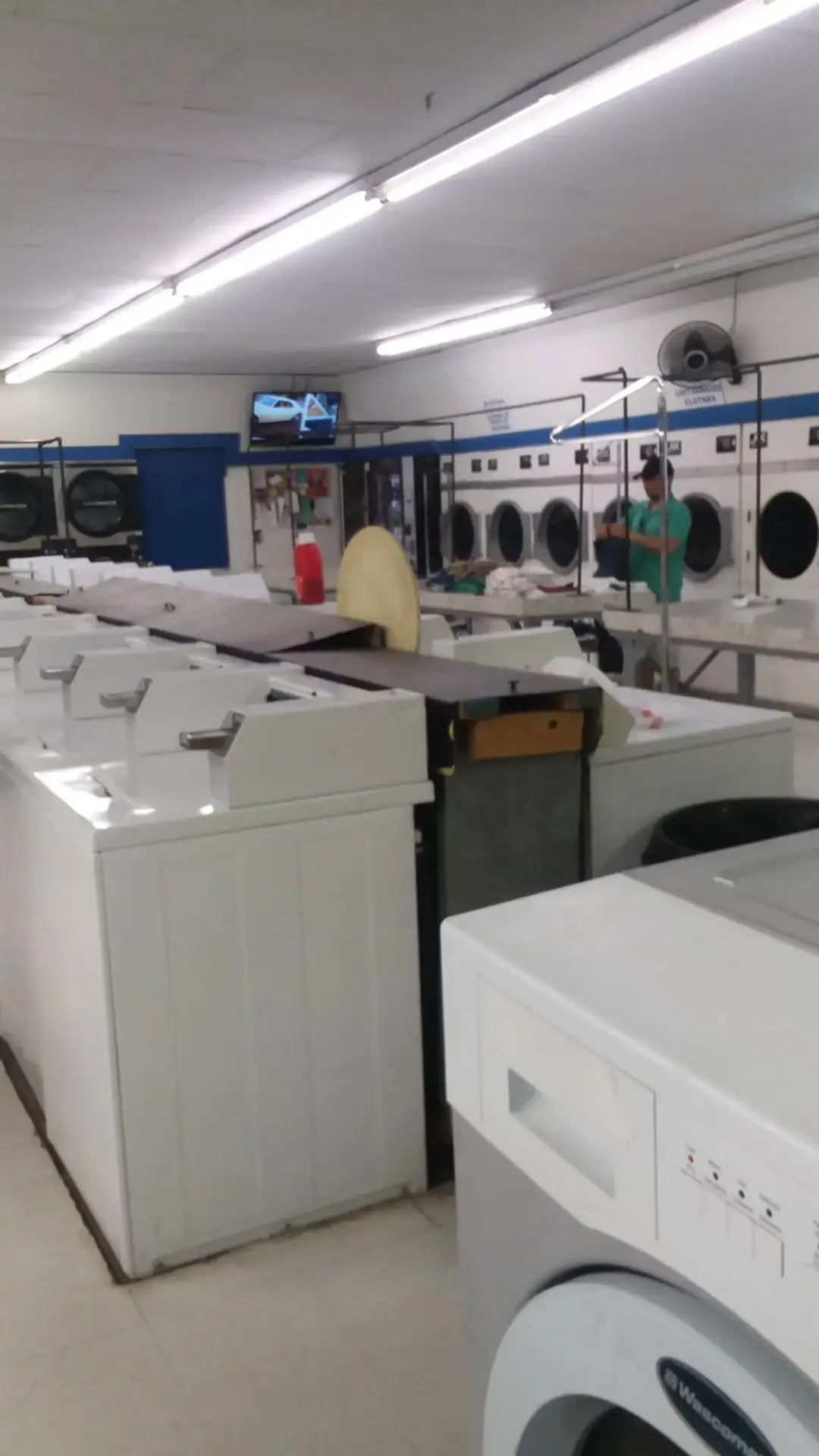 North Star Laundry Carlsbad - Image 5