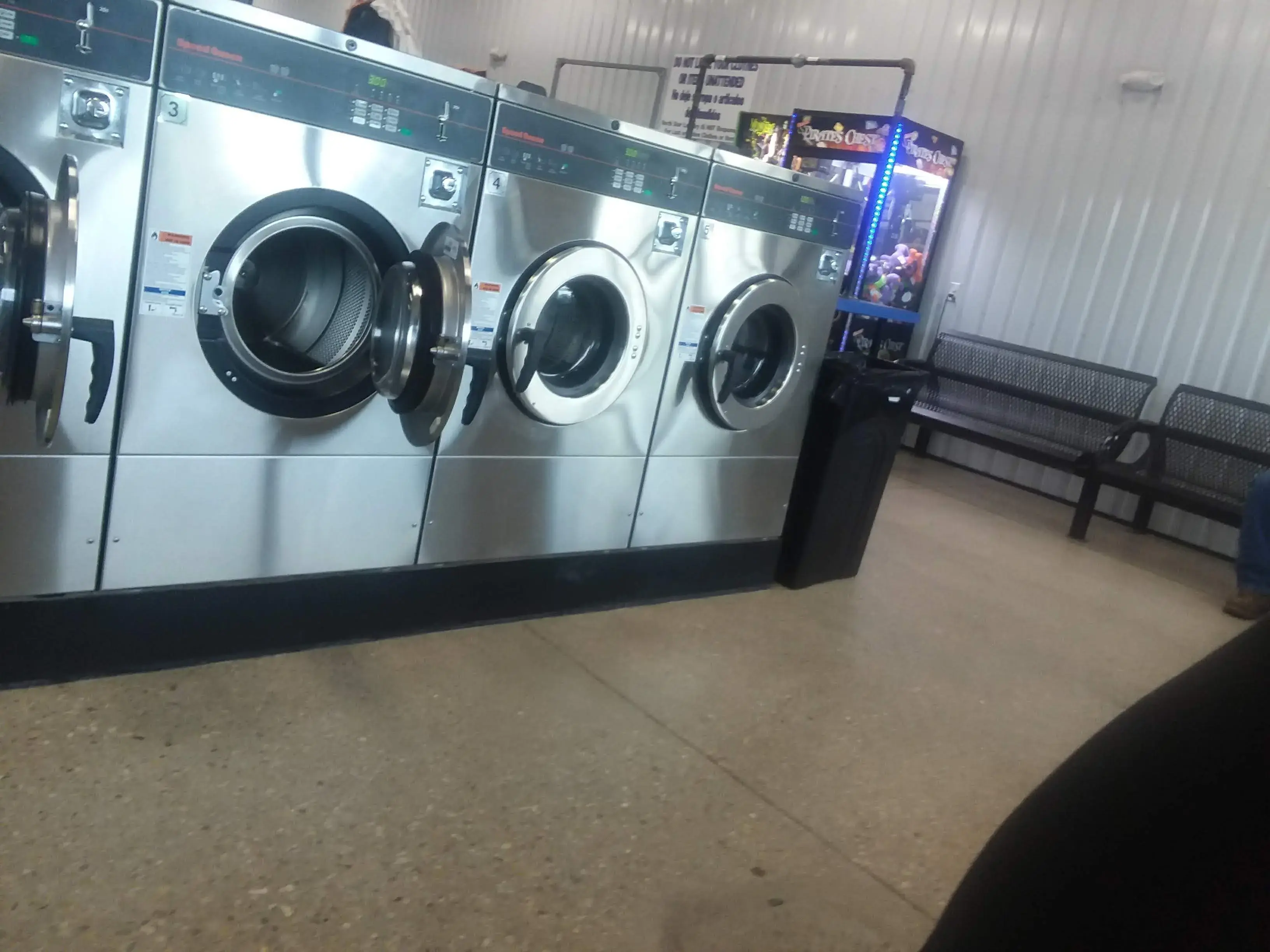 North Star Laundry Mat Lea Street thumbnail 16