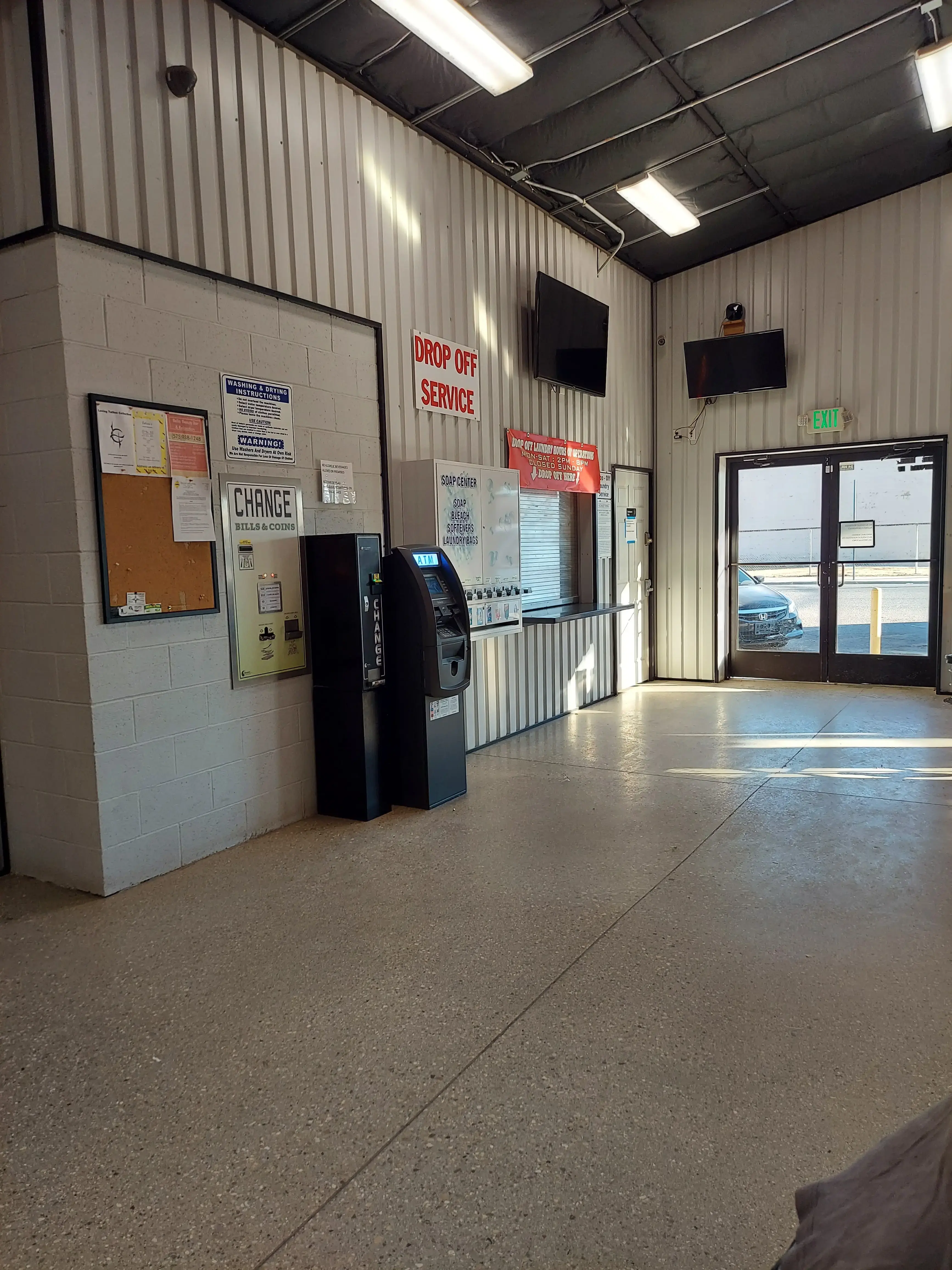 North Star Laundry Mat thumbnail 5
