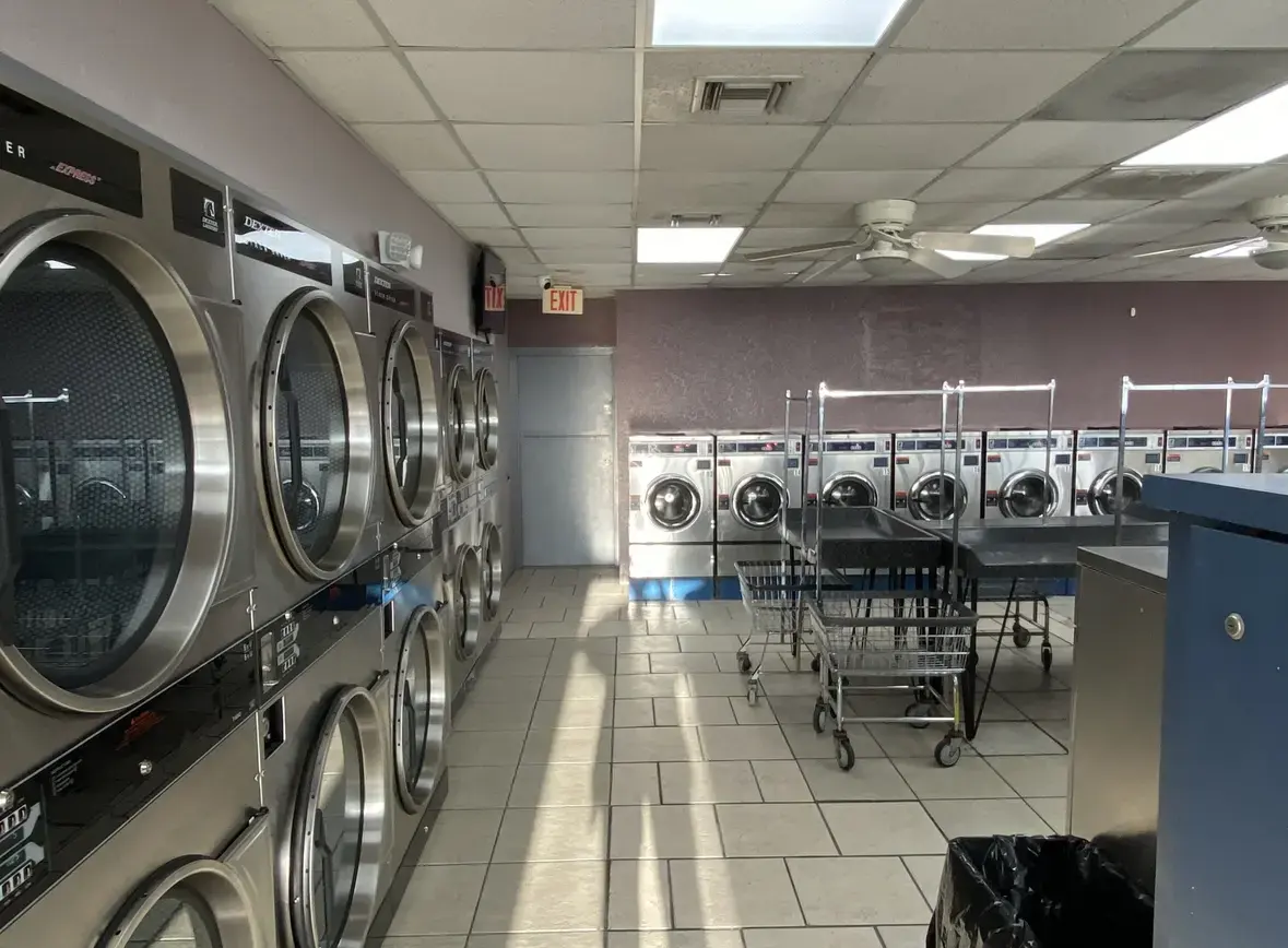 North Tampa Laundry Company thumbnail 14