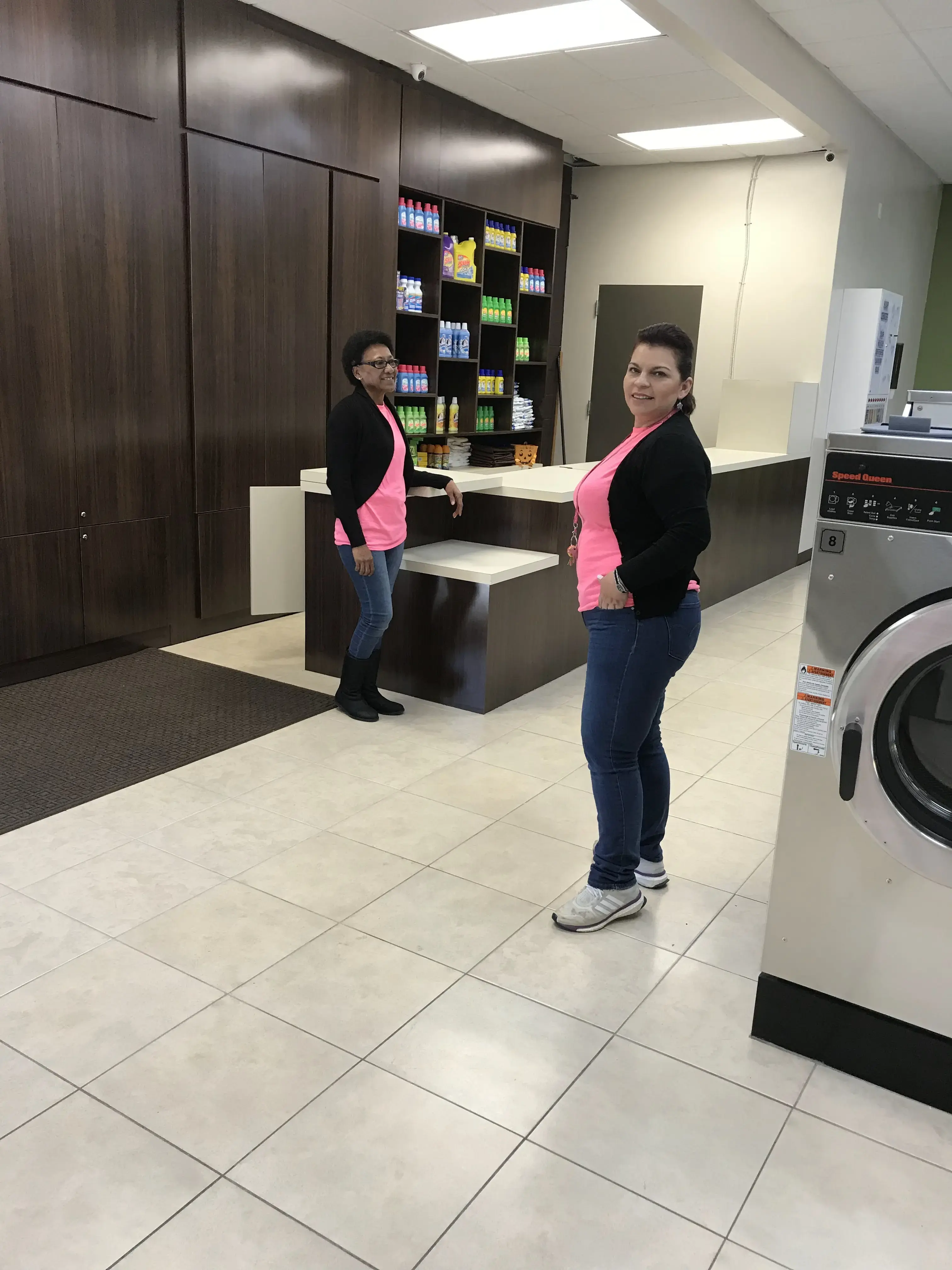 North Tryon Laundromat - Image 16