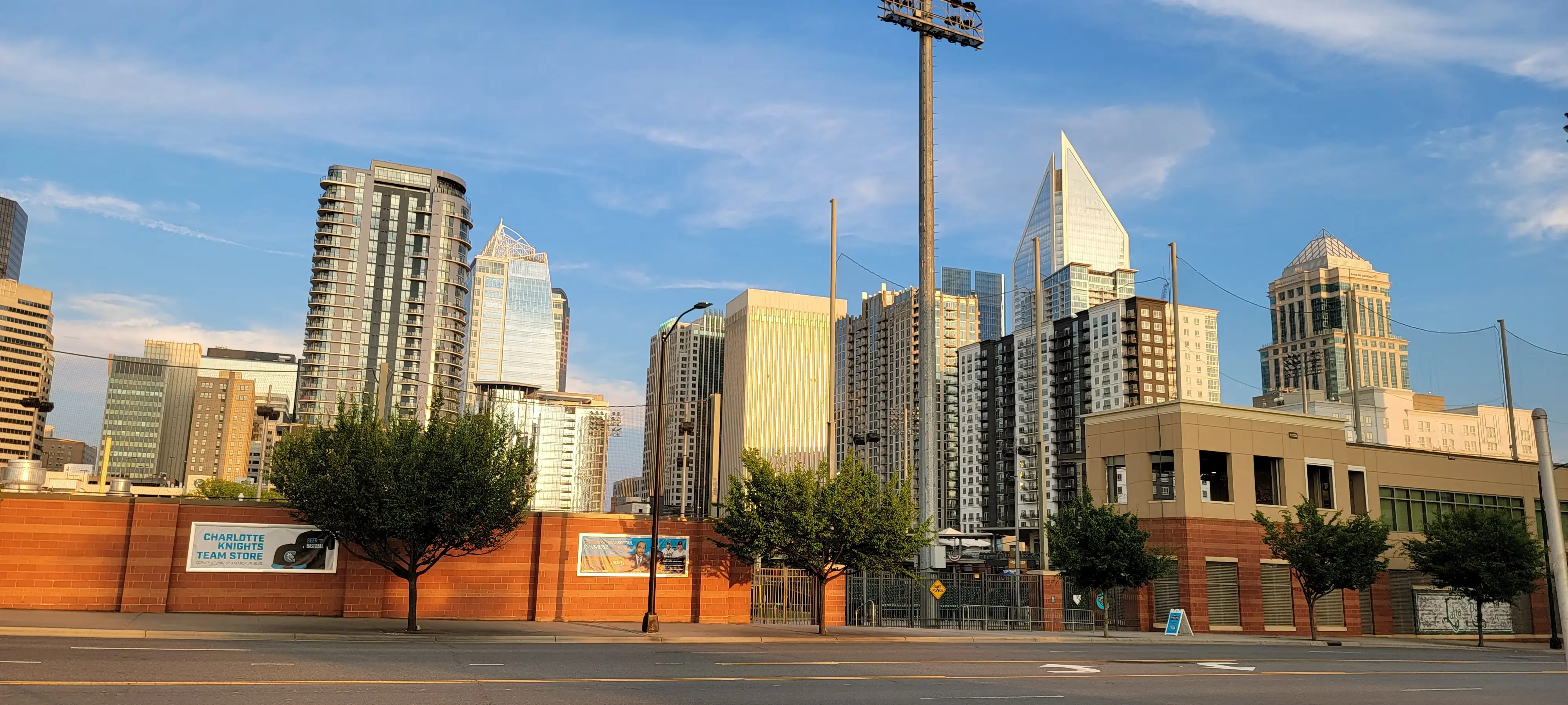 North Tryon Laundromat thumbnail 12