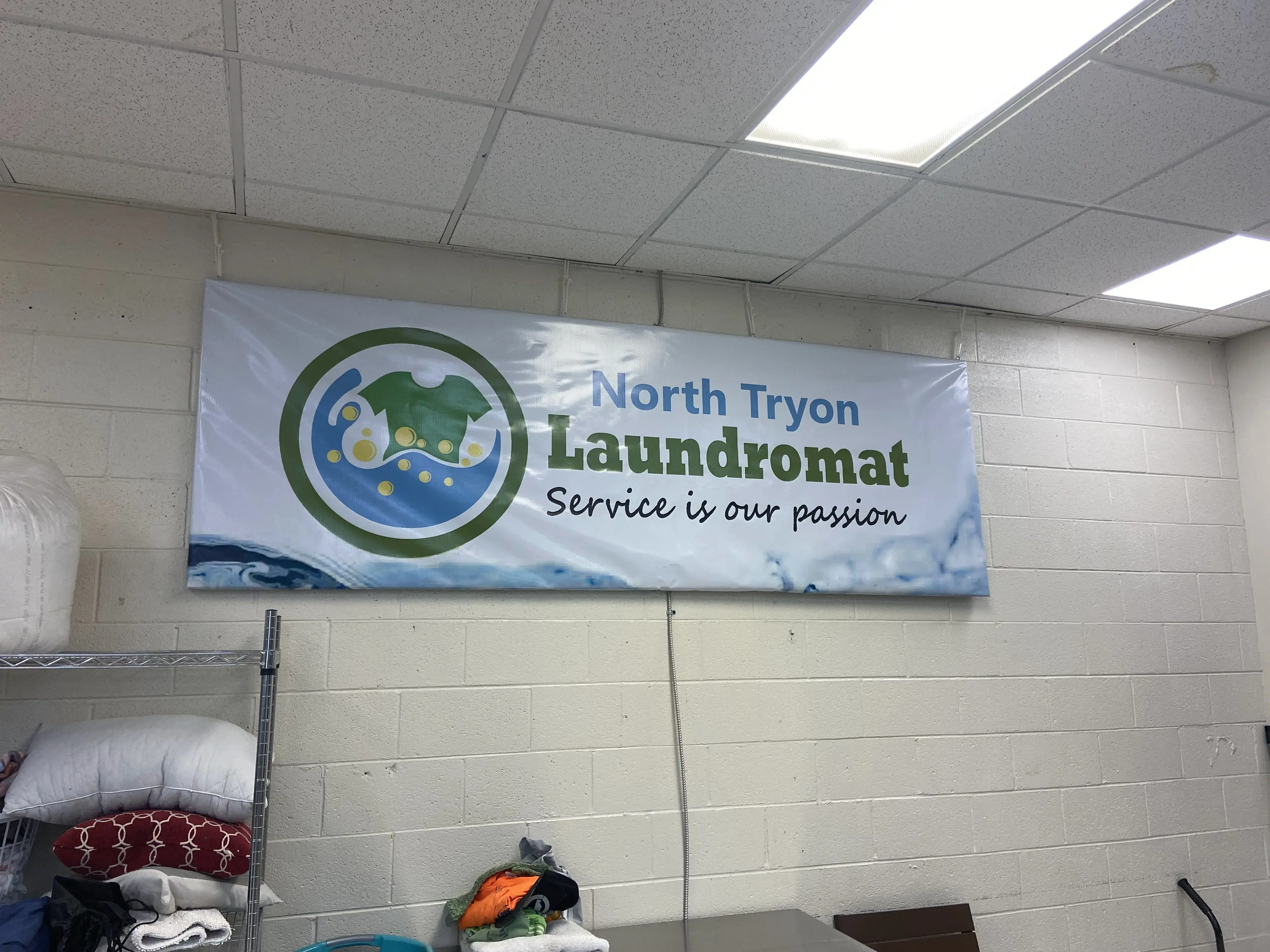 North Tryon Laundromat thumbnail 10