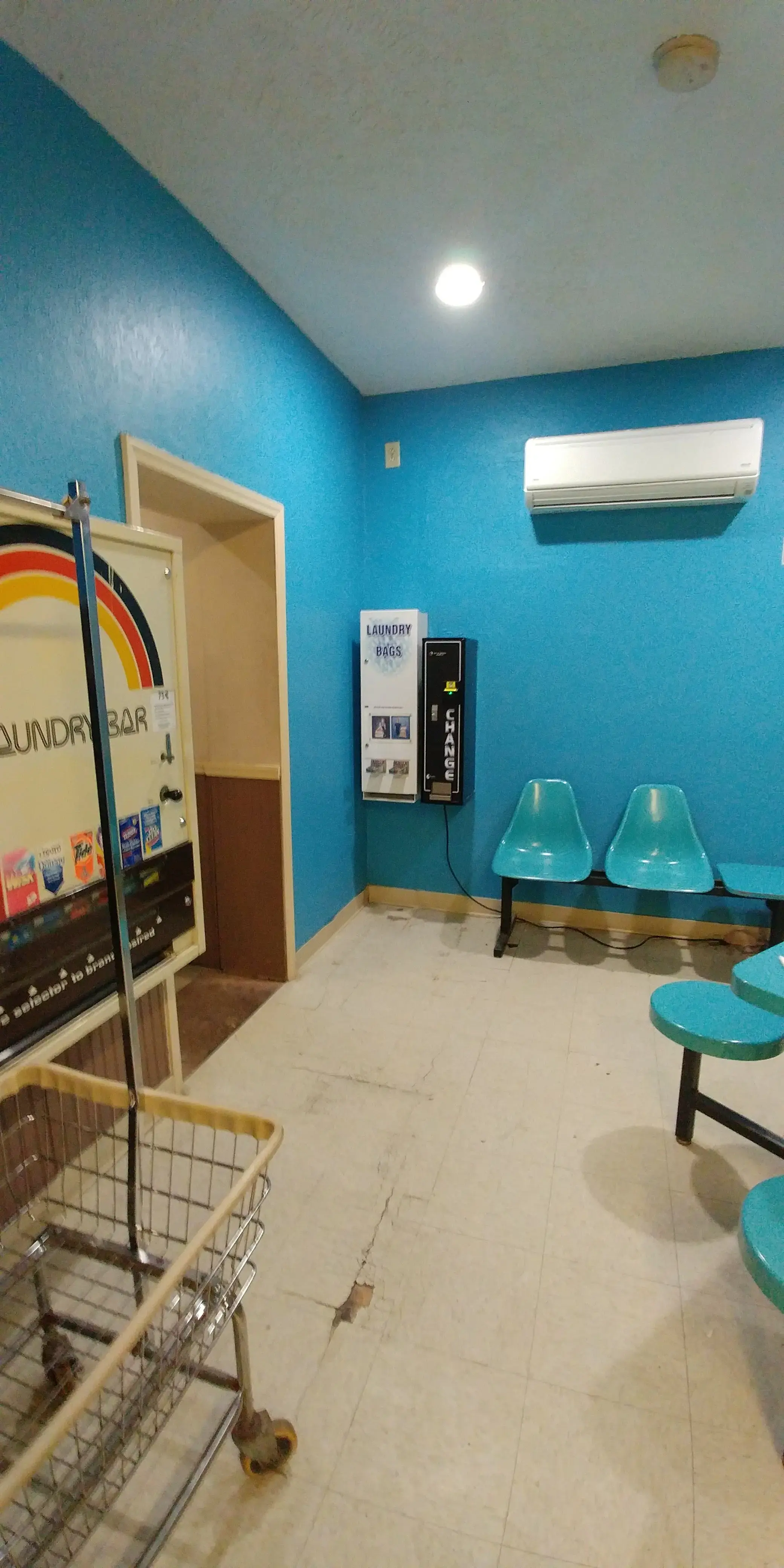 North View Wash World thumbnail 4