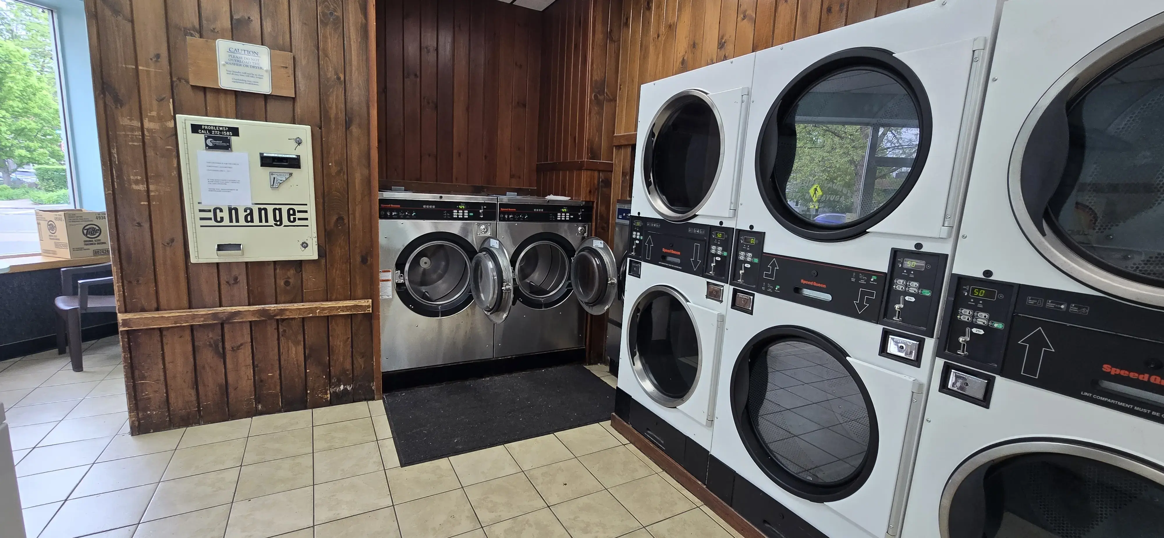 Northside Laundry - Image 8