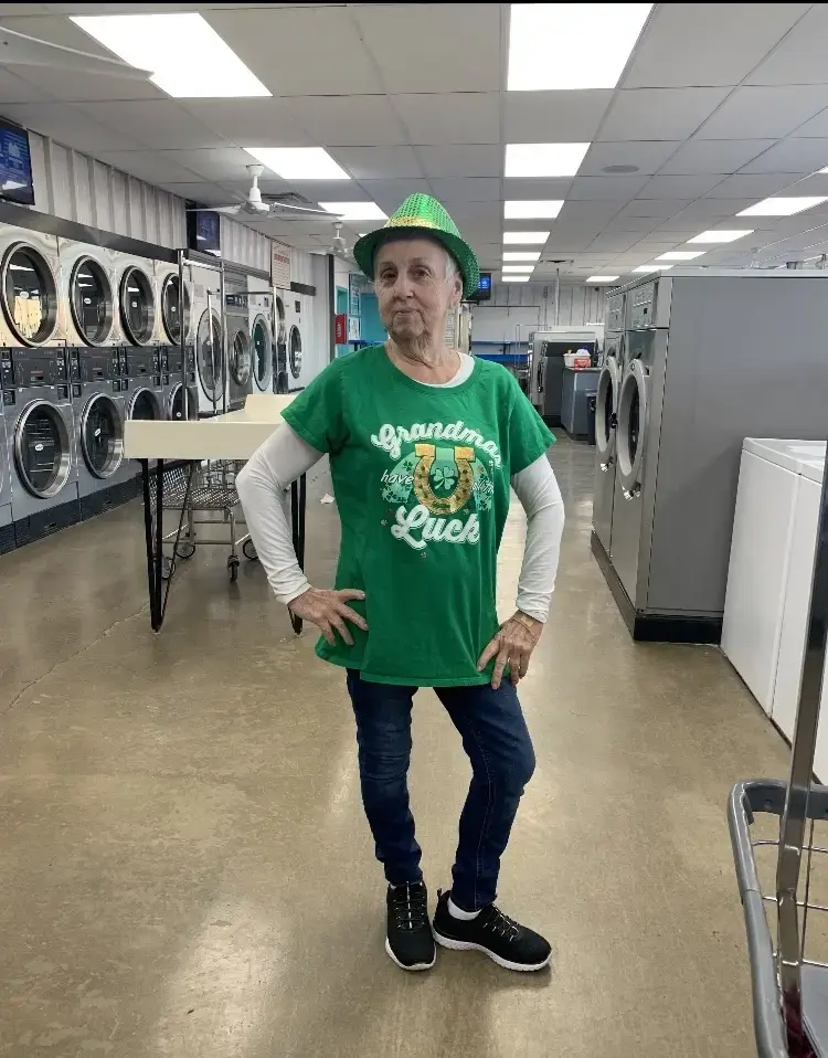 Northside Laundry thumbnail 4