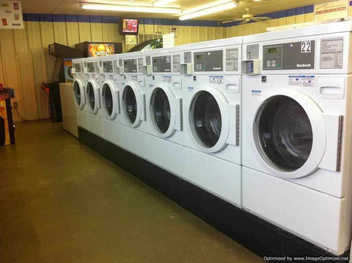Northside Laundry thumbnail 20