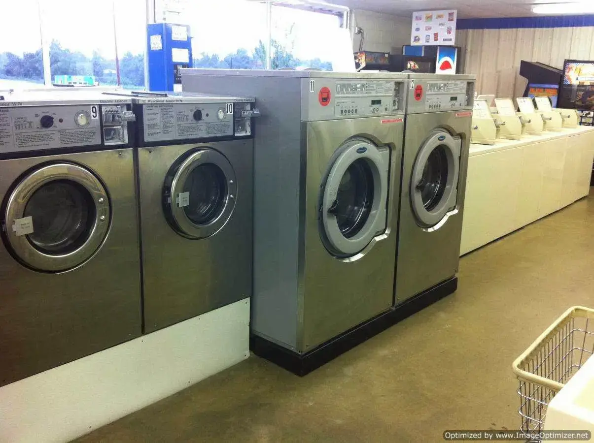 Northside Laundry - Image 18