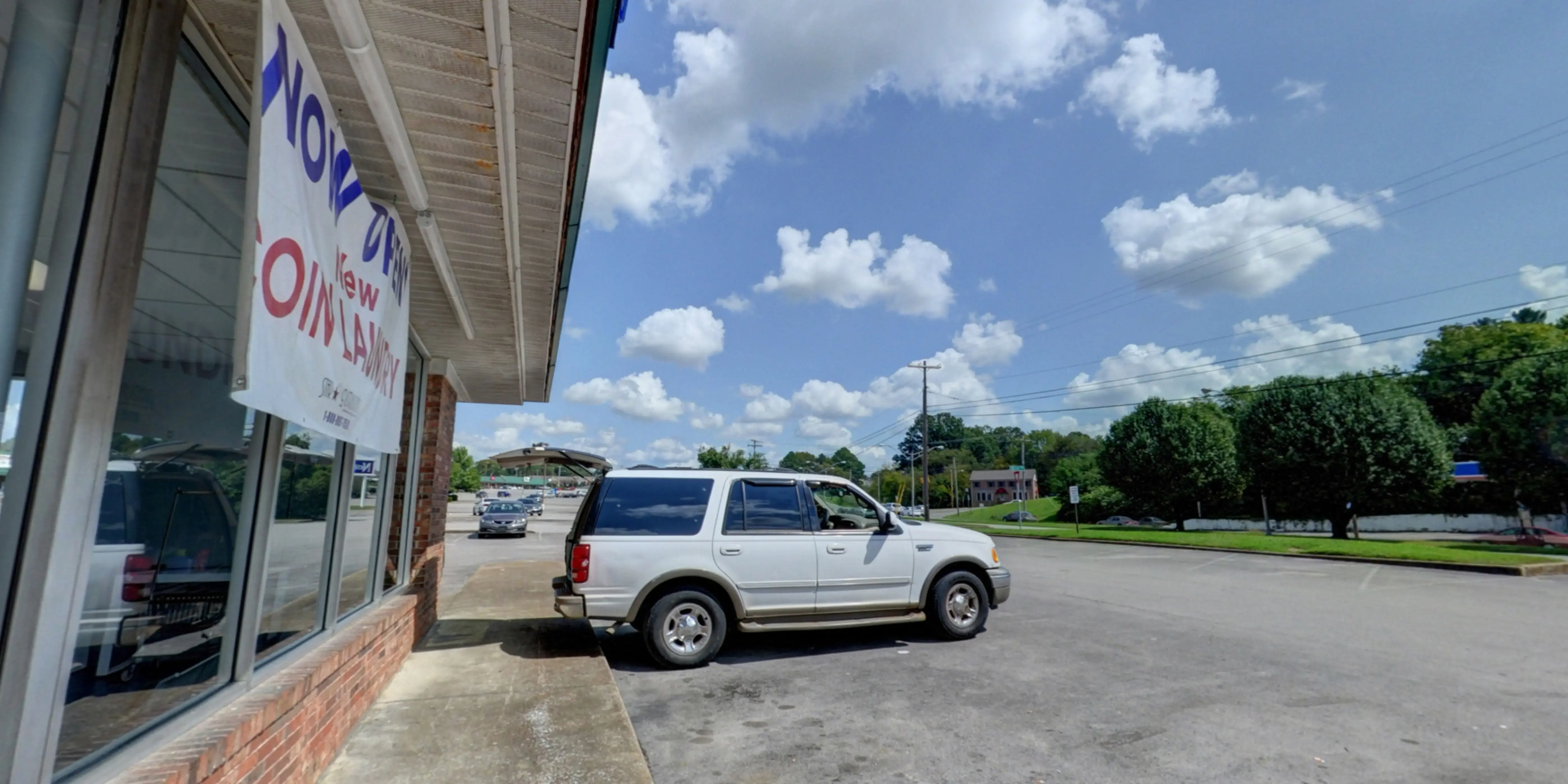 Northway Coin Laundry thumbnail 17