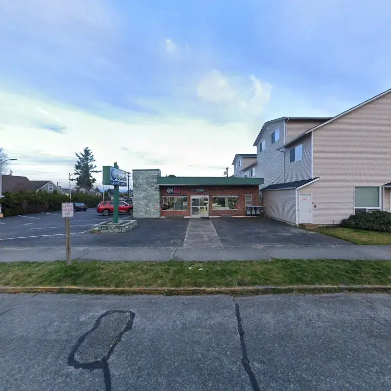 Northwest Spin Laundromat - Image 16