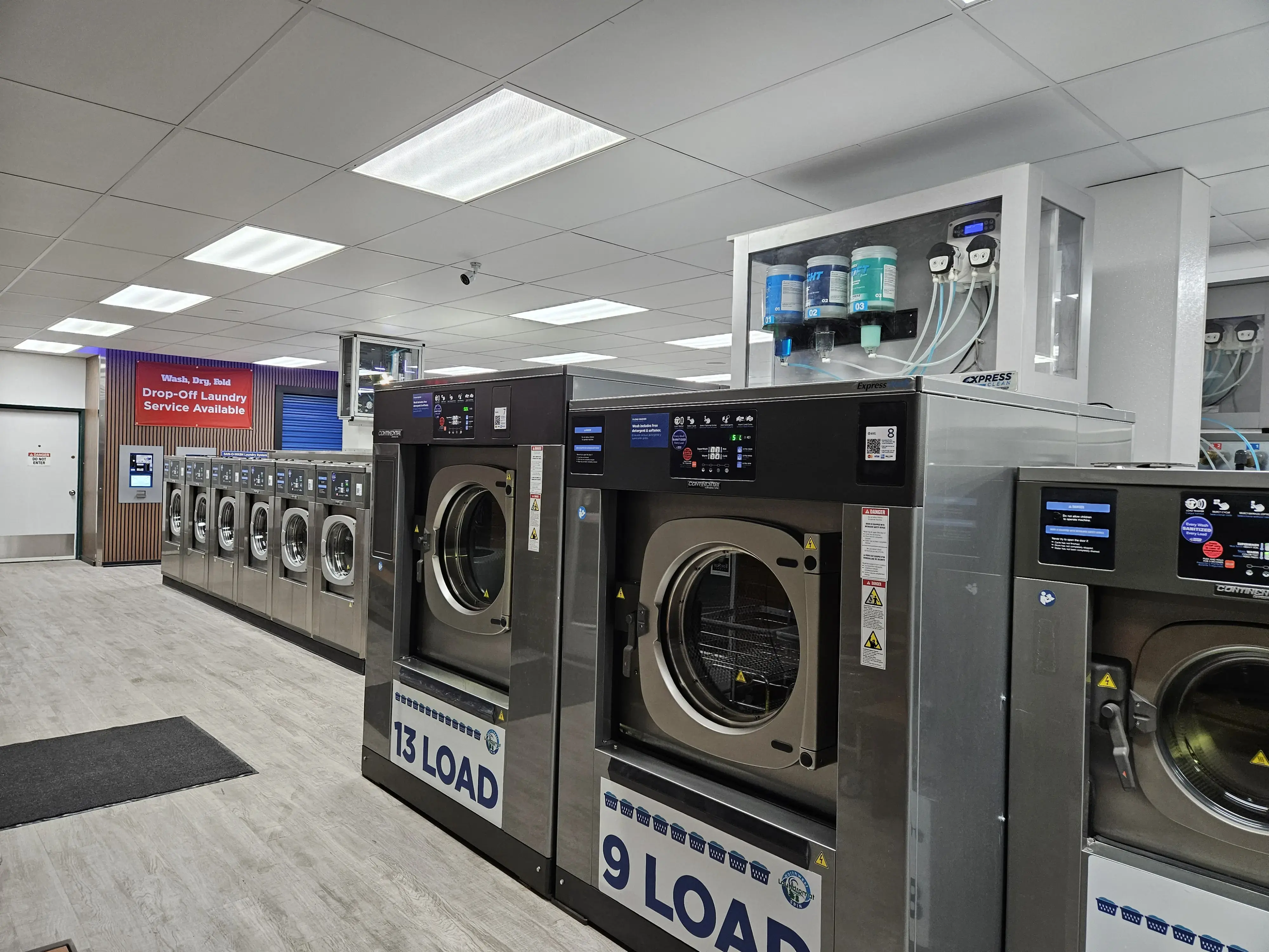 Northwest Spin Laundromat thumbnail 12