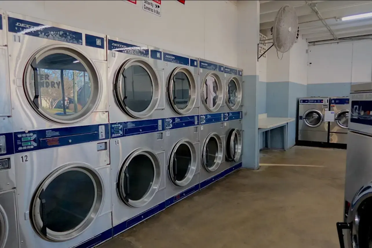 Norwood Center Laundry - Image 13