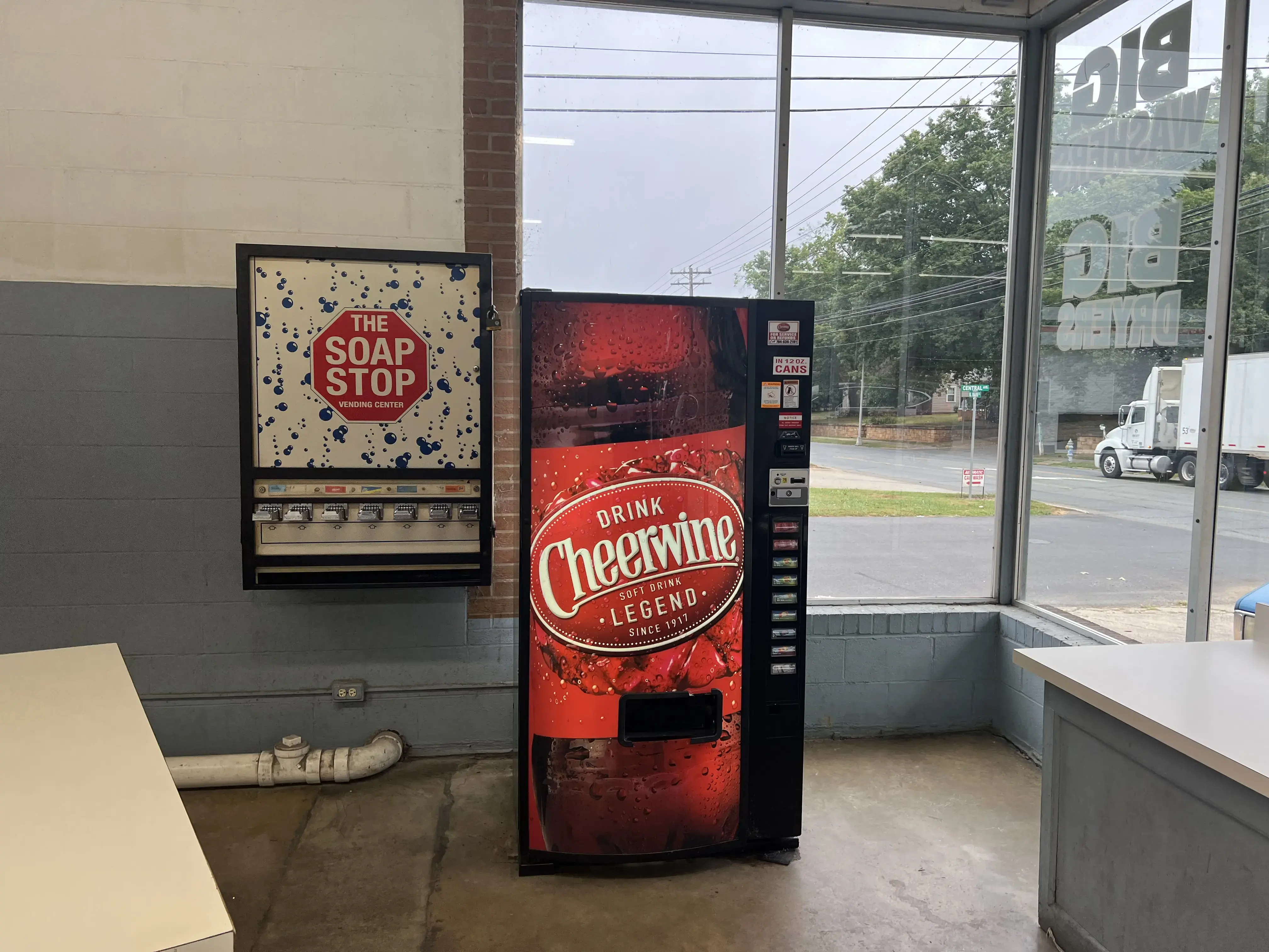 Norwood Center Laundry thumbnail 4