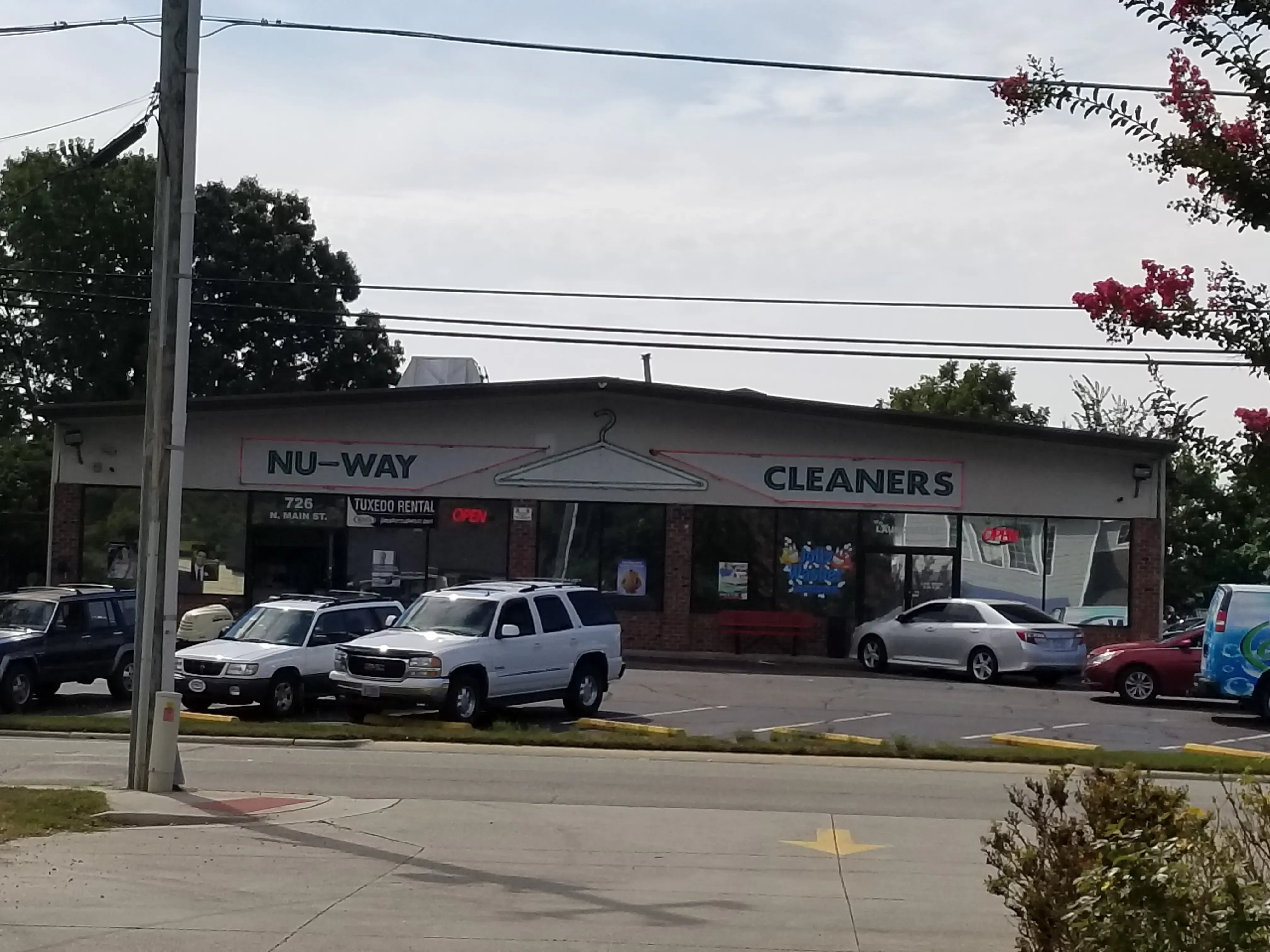 Nu-Way Cleaners & Formalwear thumbnail 6