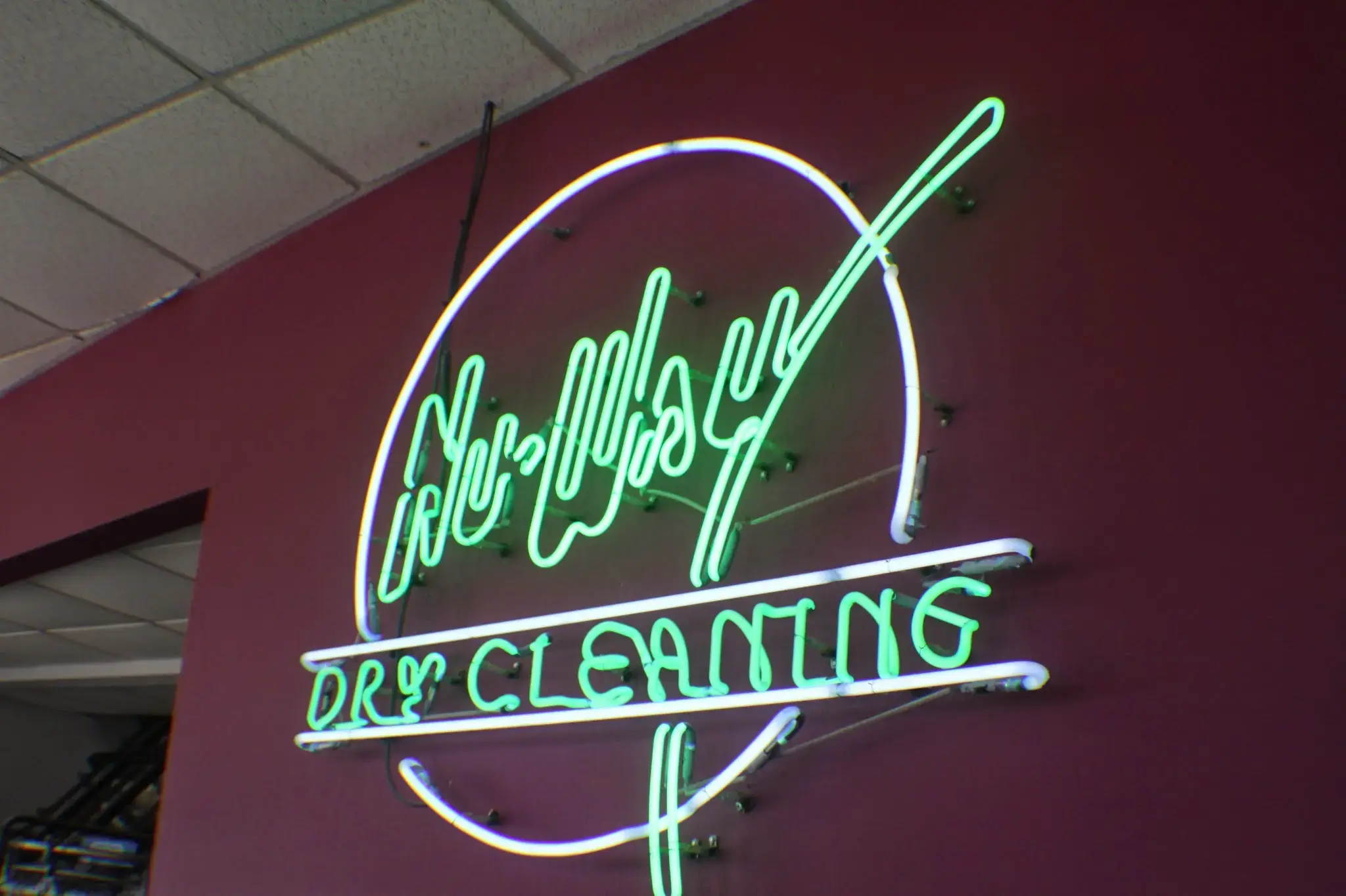 Nu-Way Dry Cleaning - Image 10