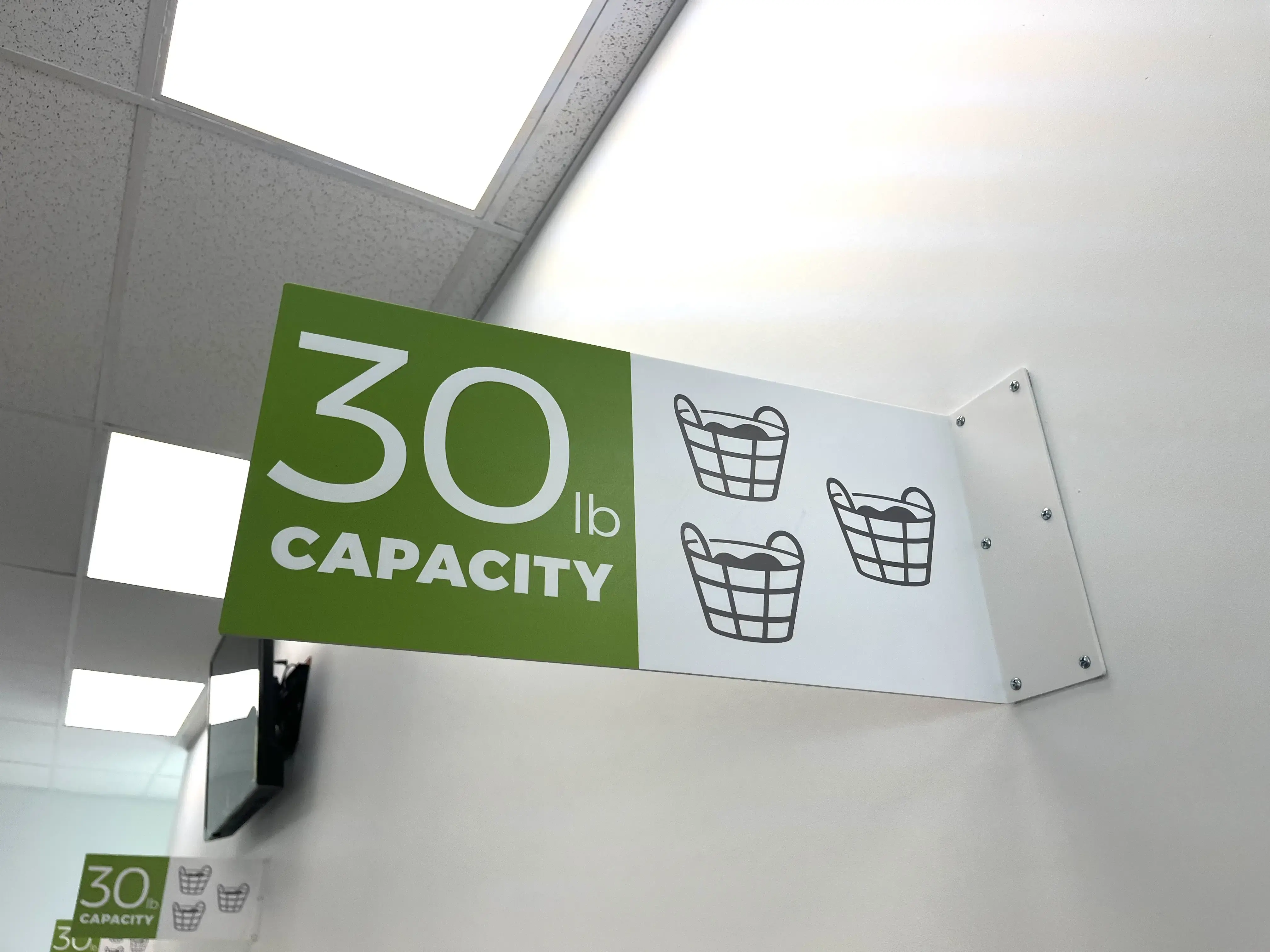 Nu Way Laundromat thumbnail 18