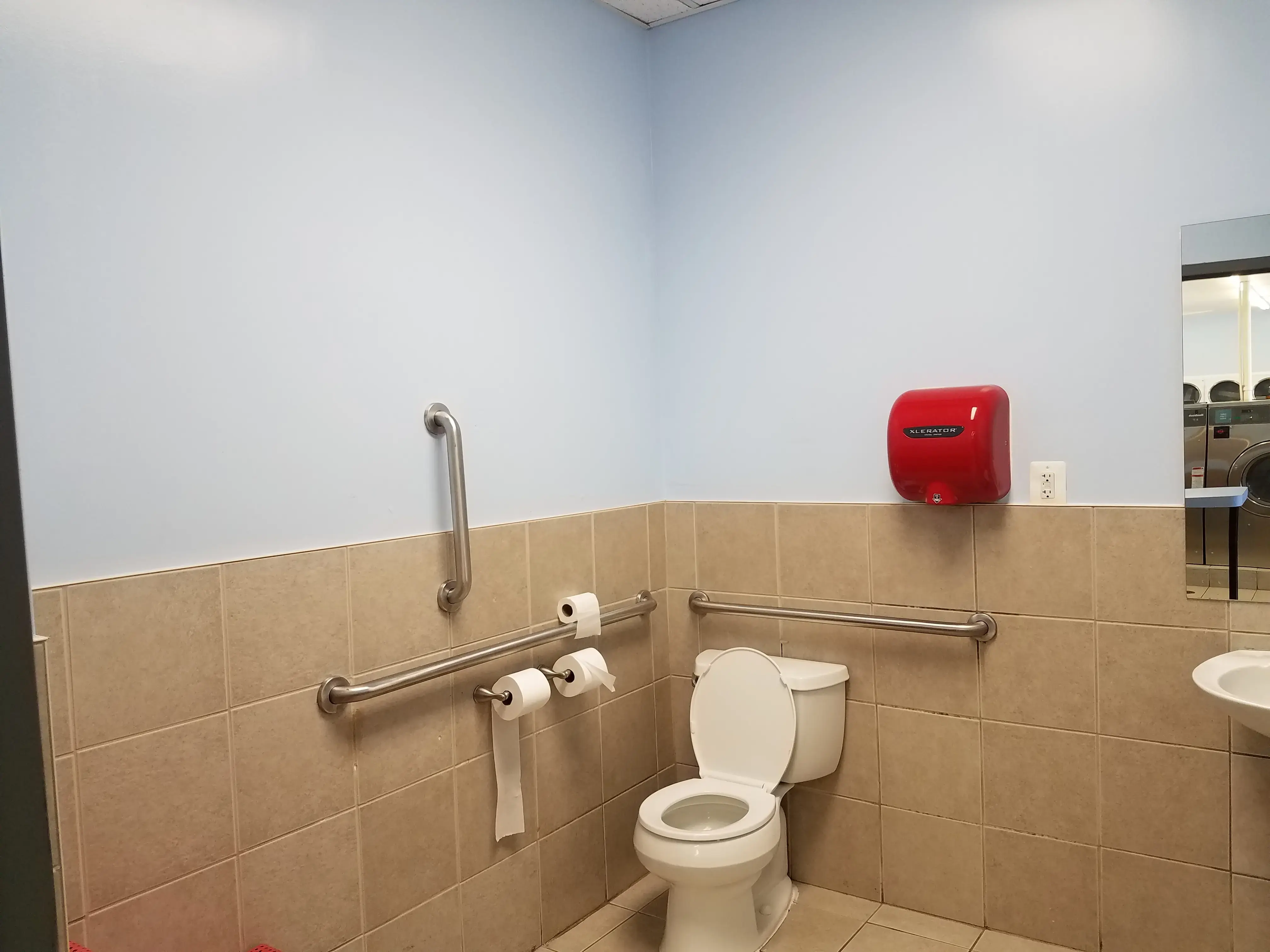 Number One Laundromat - Image 19