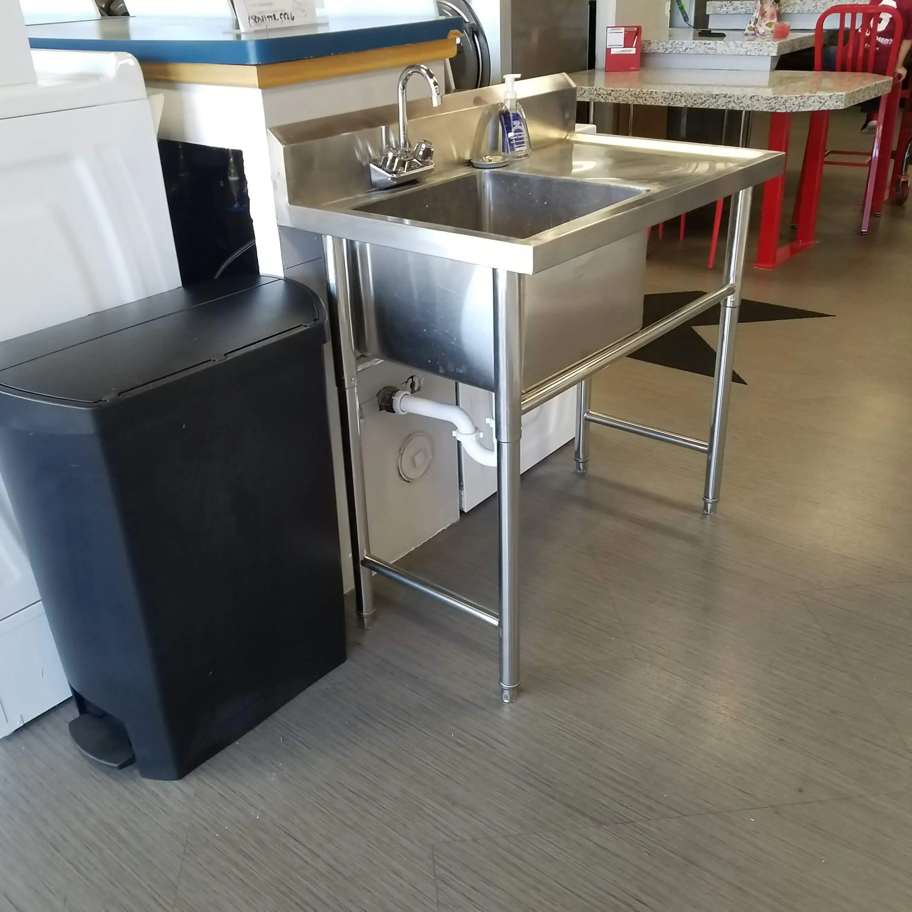 O-Town Laundry Hut thumbnail 18