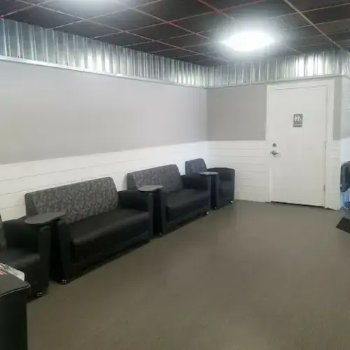 O-Town Laundry Hut - Image 4
