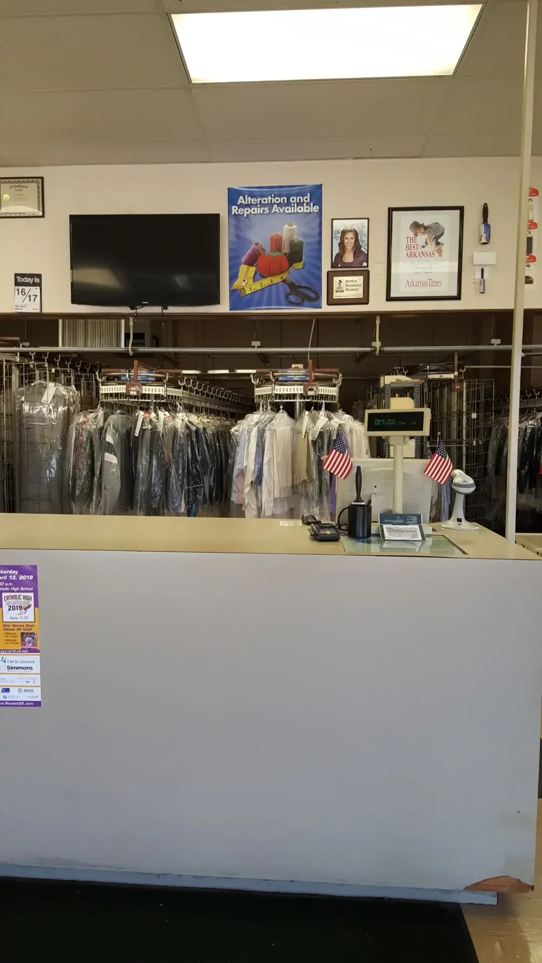 Oak Forest Cleaners & Laundry thumbnail 5