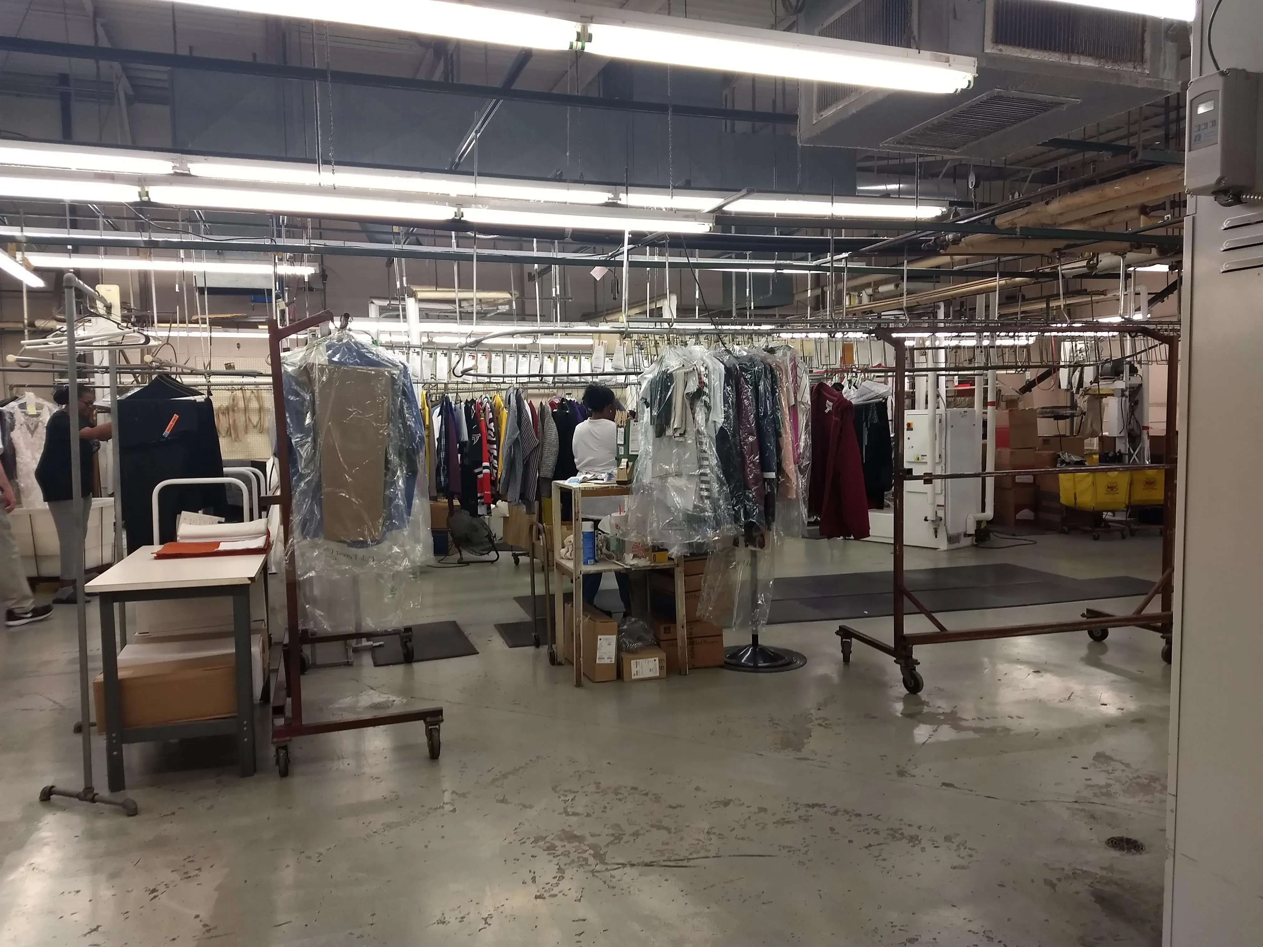 Oak Forest Cleaners & Laundry - Image 2