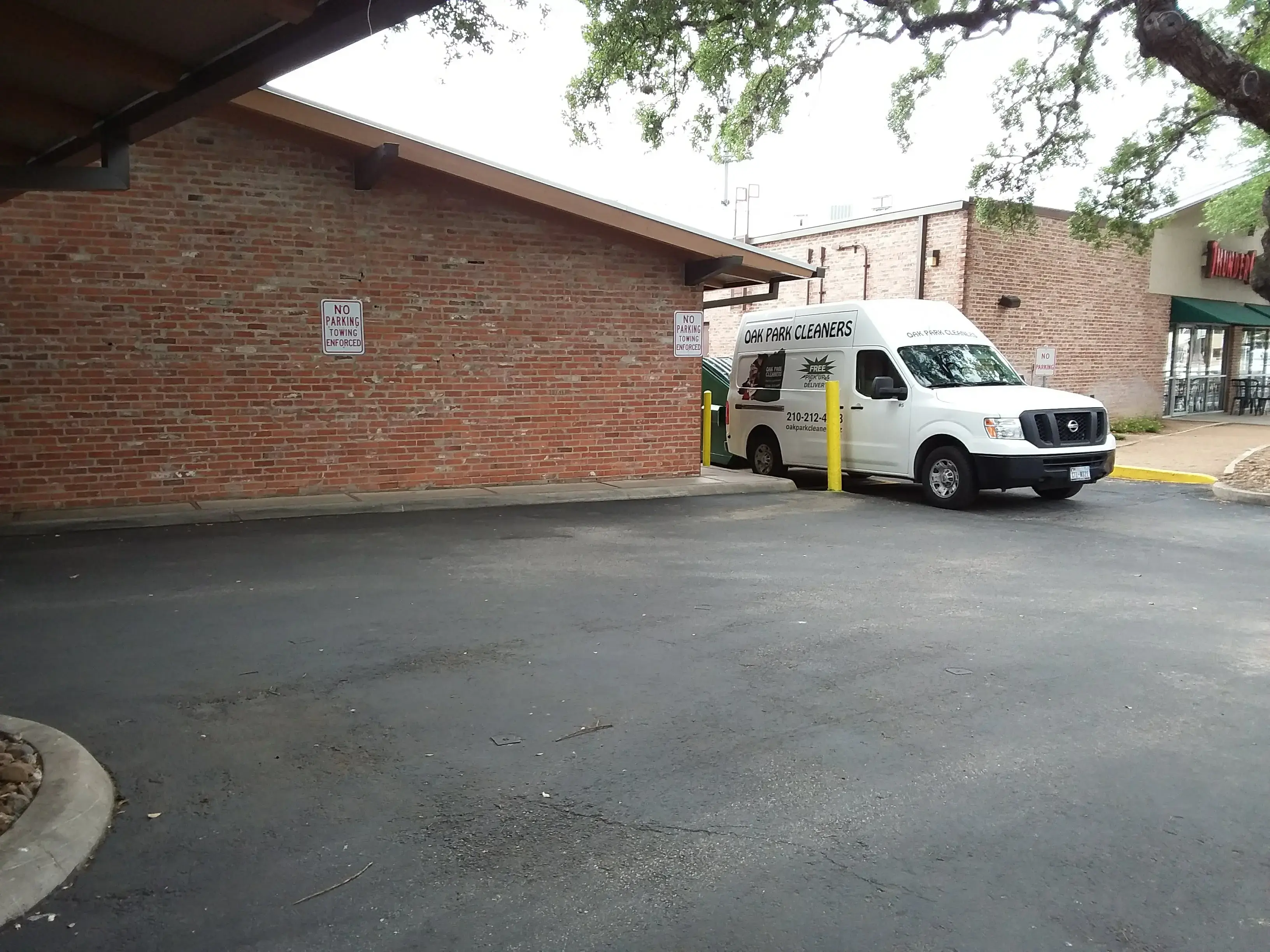 Oak Park Cleaners - Image 3