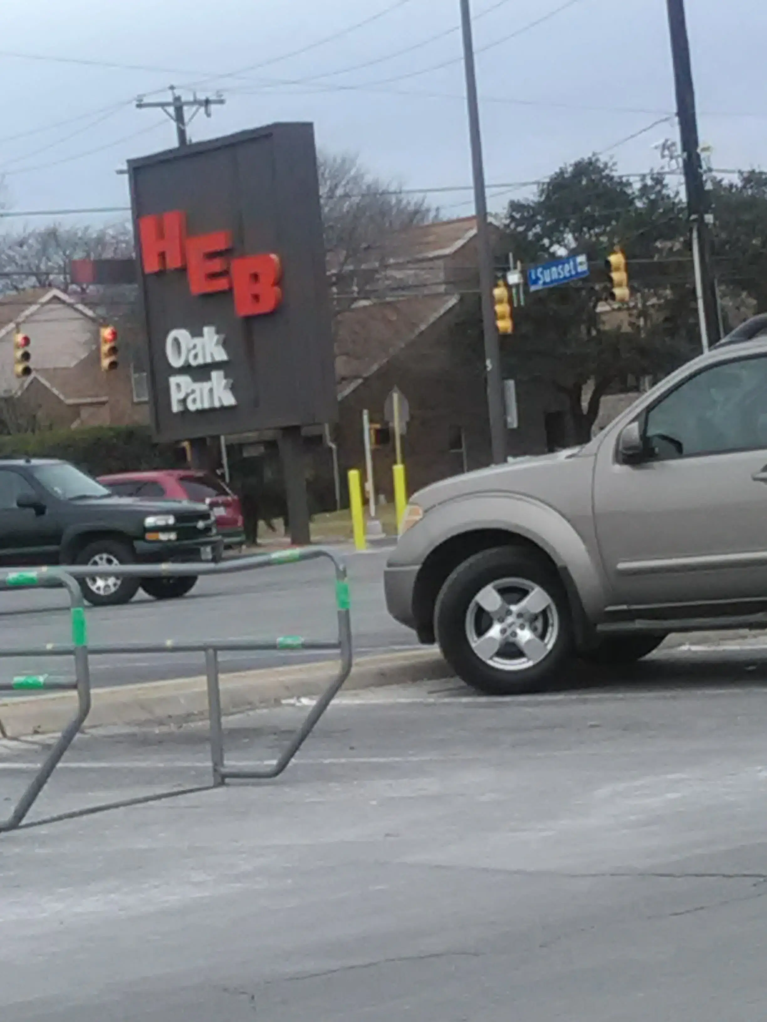 Oak Park Cleaners - Image 6