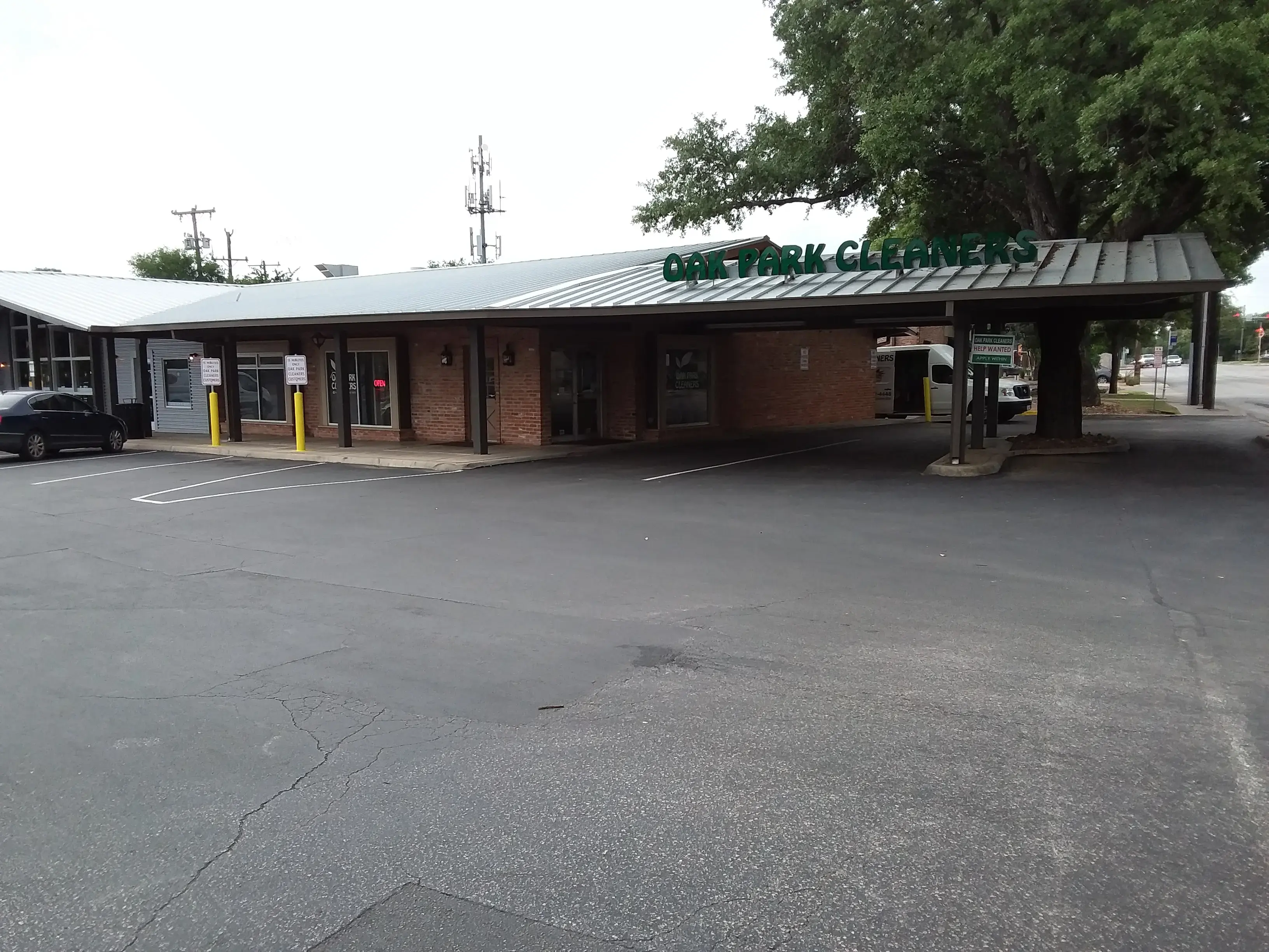 Oak Park Cleaners thumbnail 14