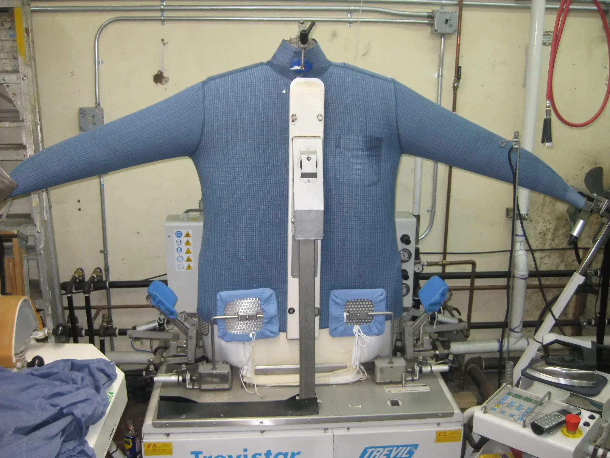 Oakland Cleaners - Image 11