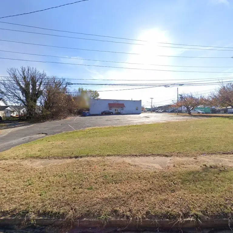 Oakley Ave Coin Laundry thumbnail 6