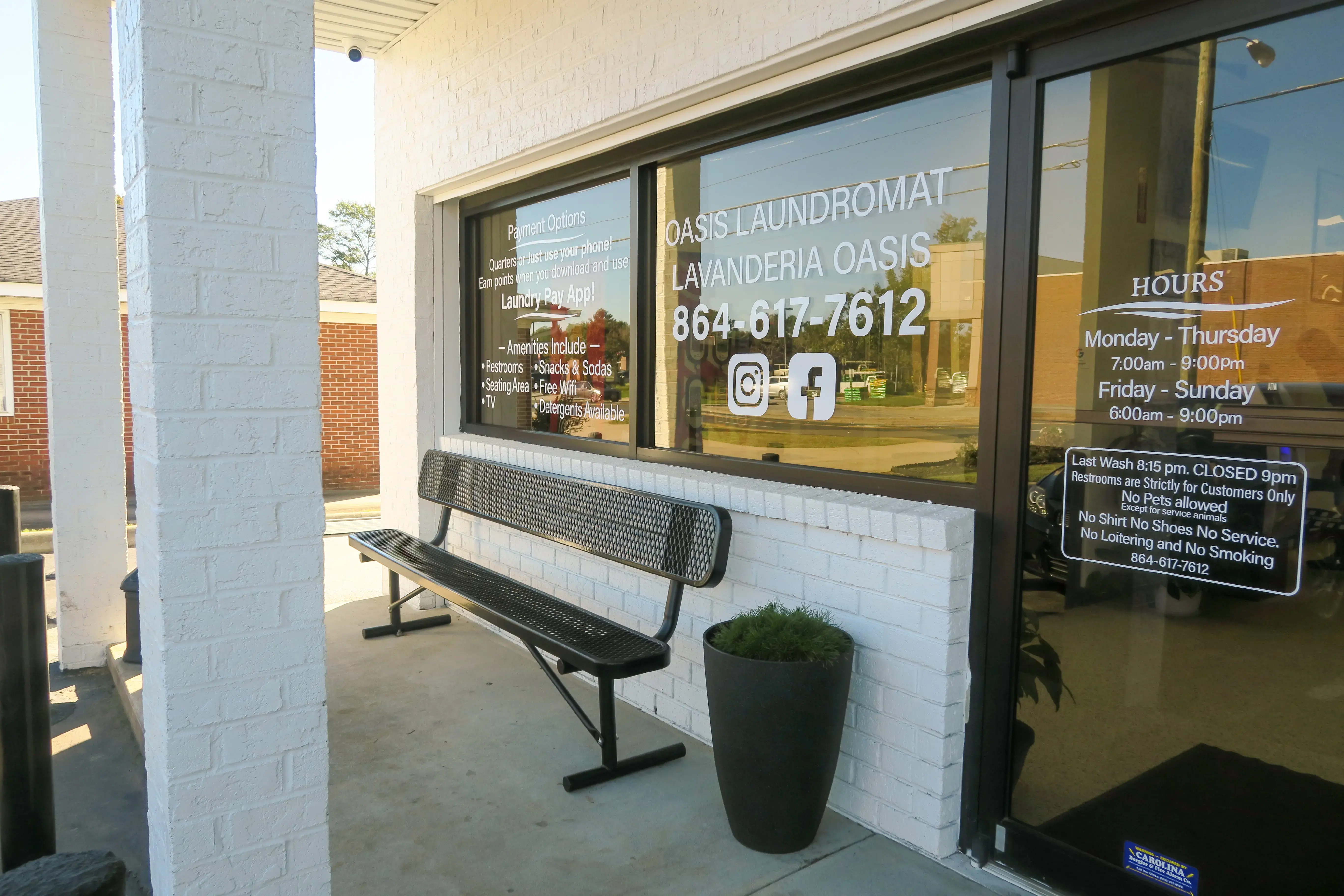 Oasis Laundromat thumbnail 8