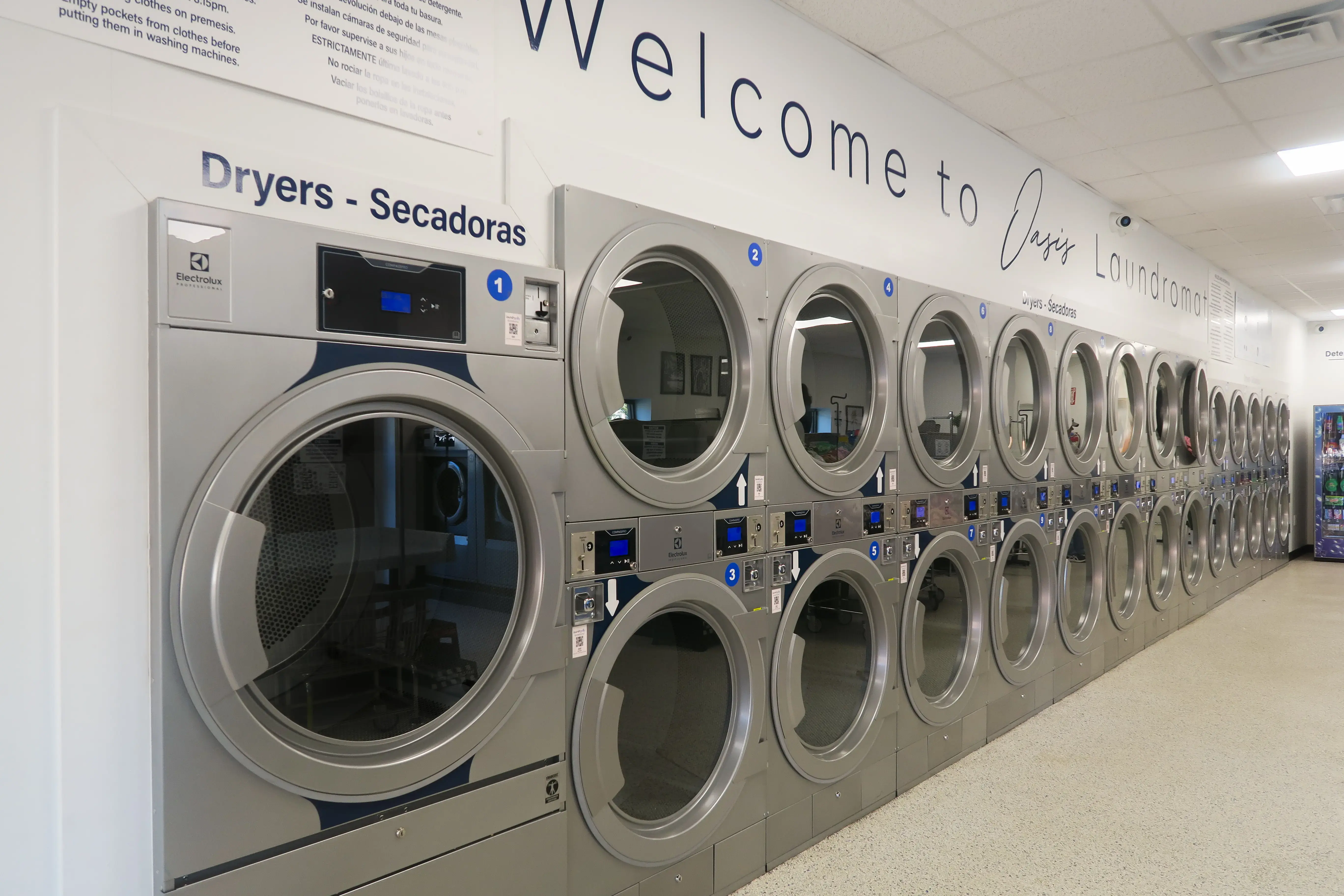 Oasis Laundromat thumbnail 3