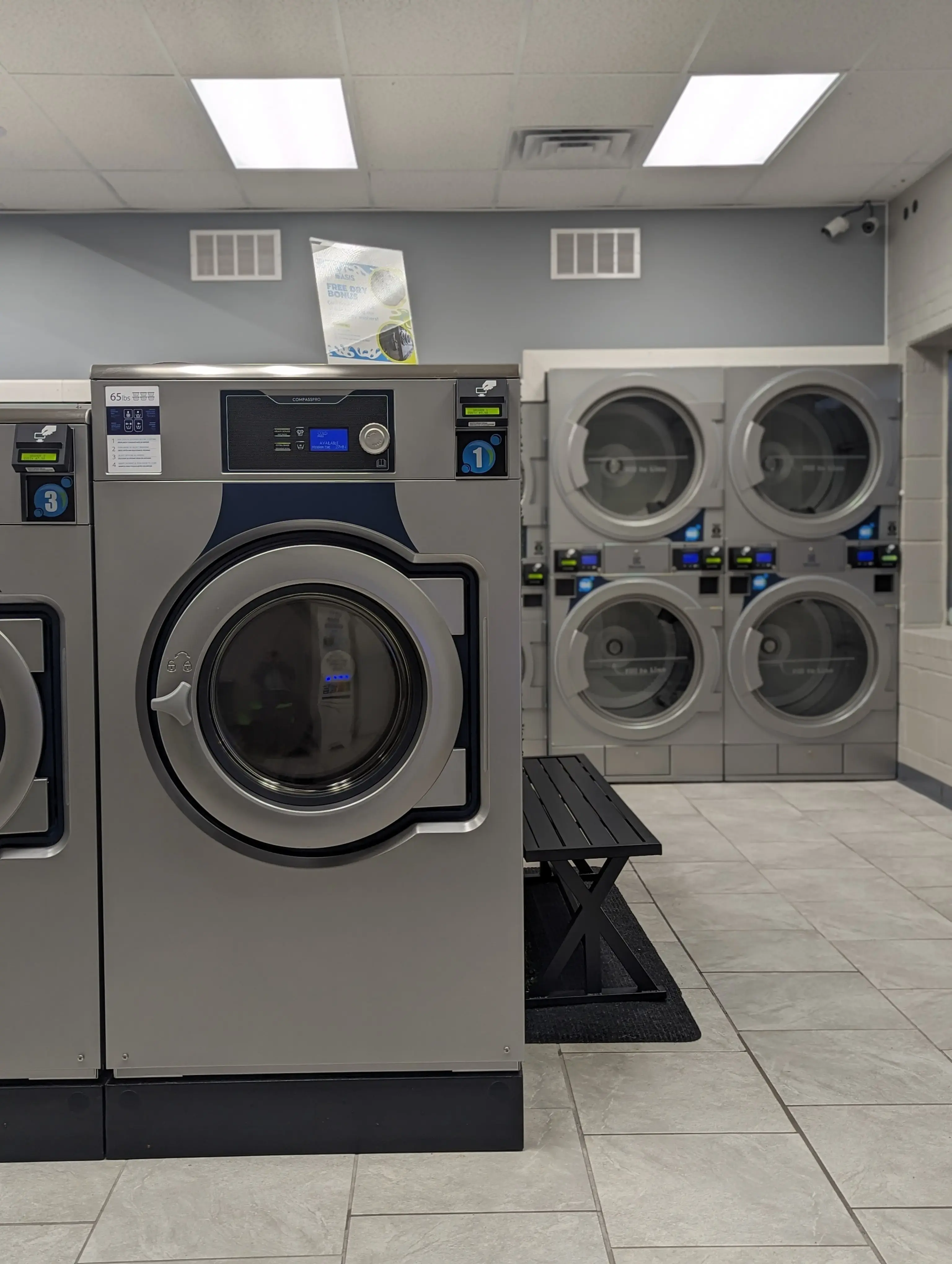 Oasis Laundromat - Image 1