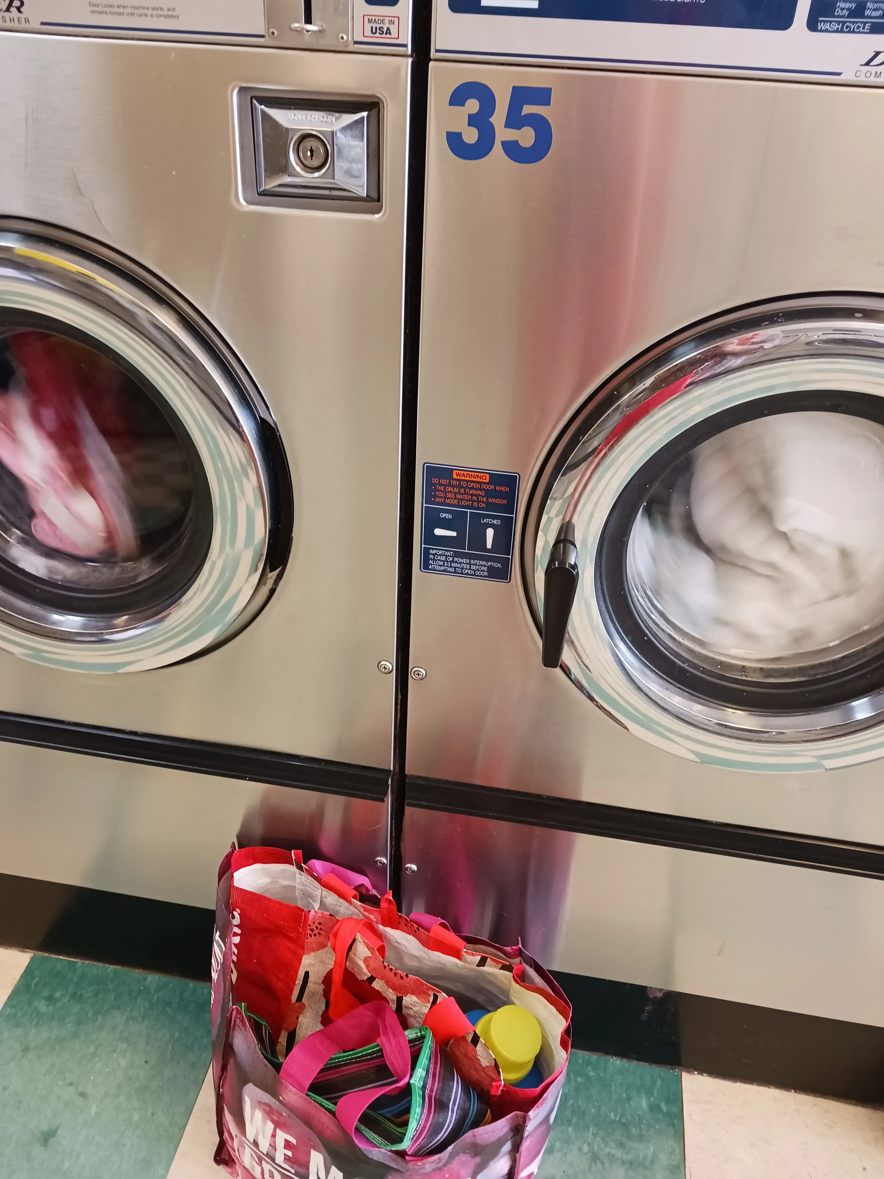 Oasis Laundromat - Image 3