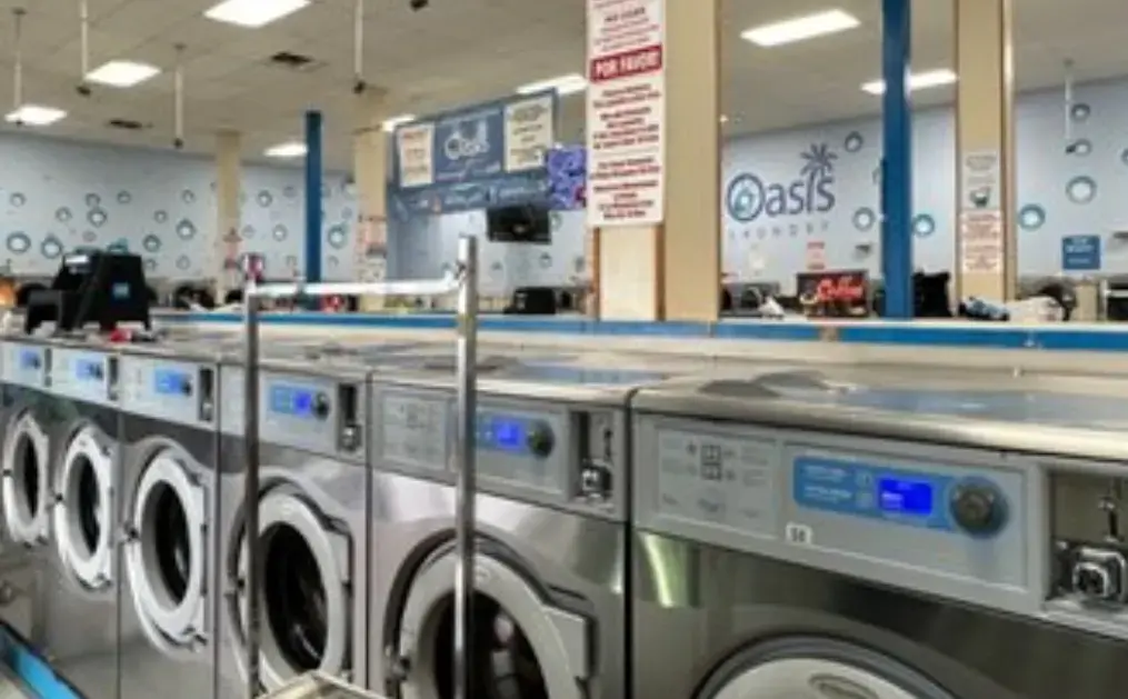 Oasis Laundry thumbnail 15