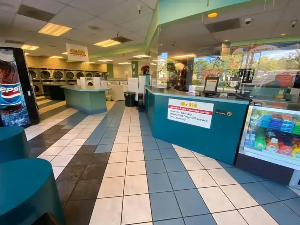 Oasis Laundry - Image 4
