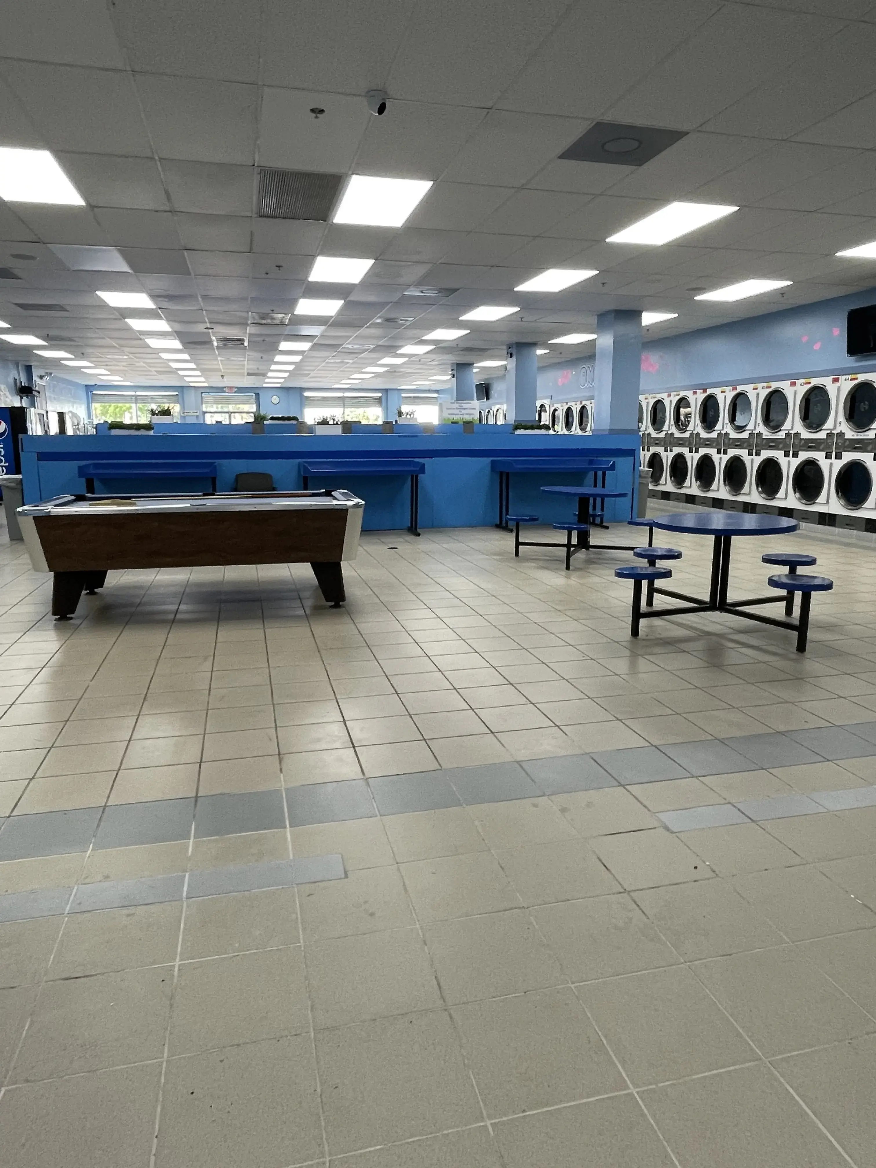 Oasis Laundry - Image 7