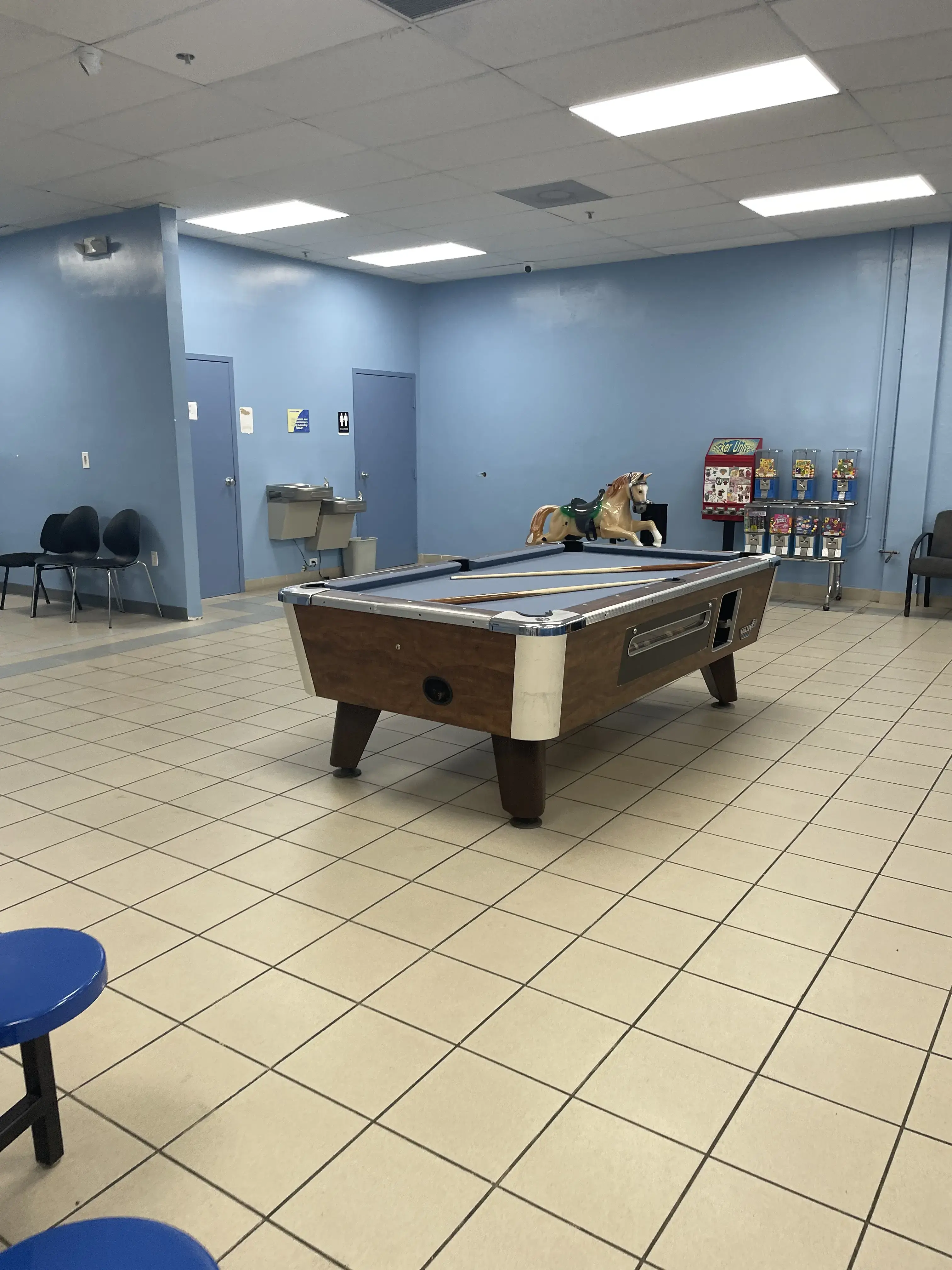 Oasis Laundry - Image 13