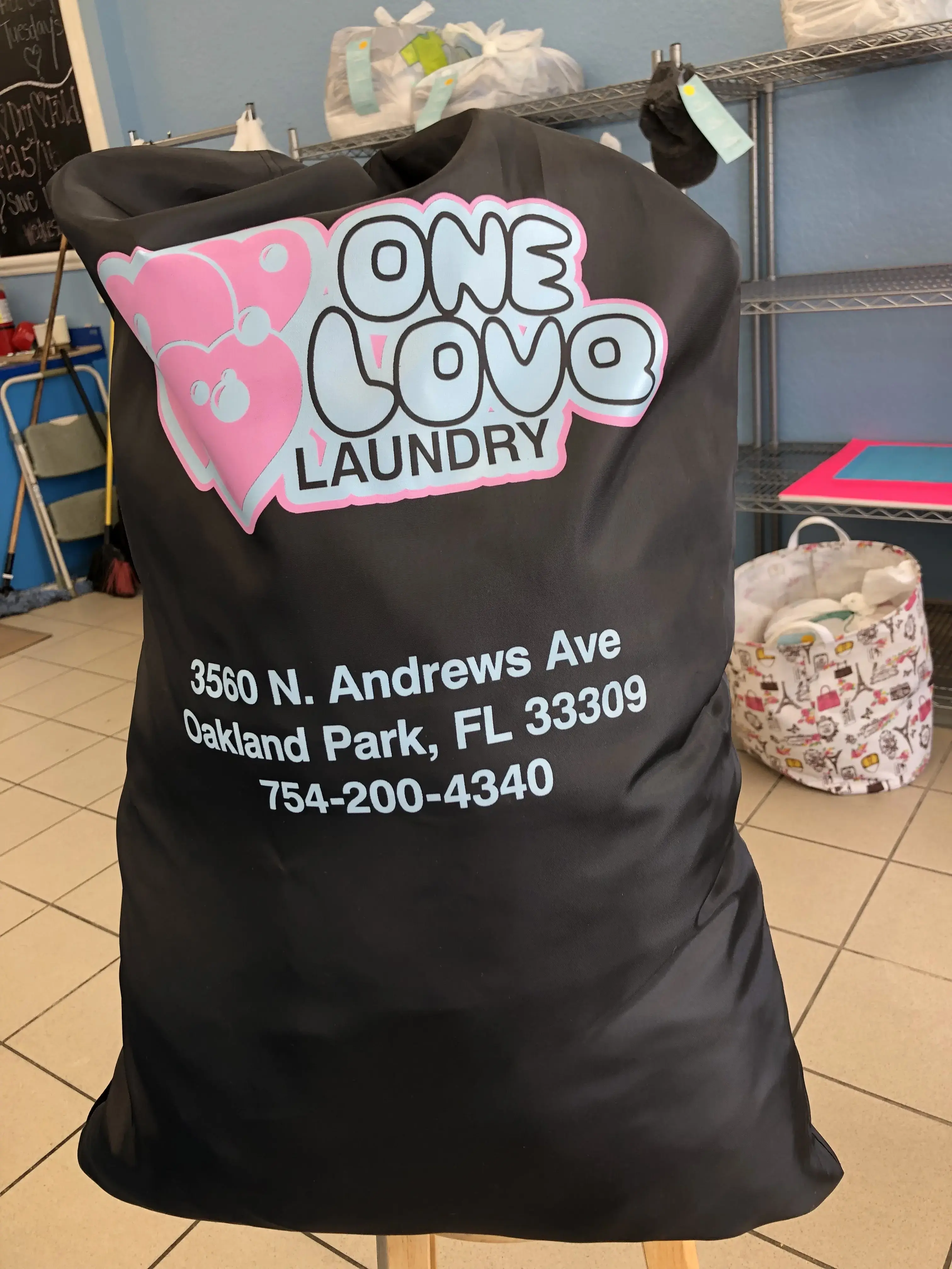Oasis Laundry - Image 14