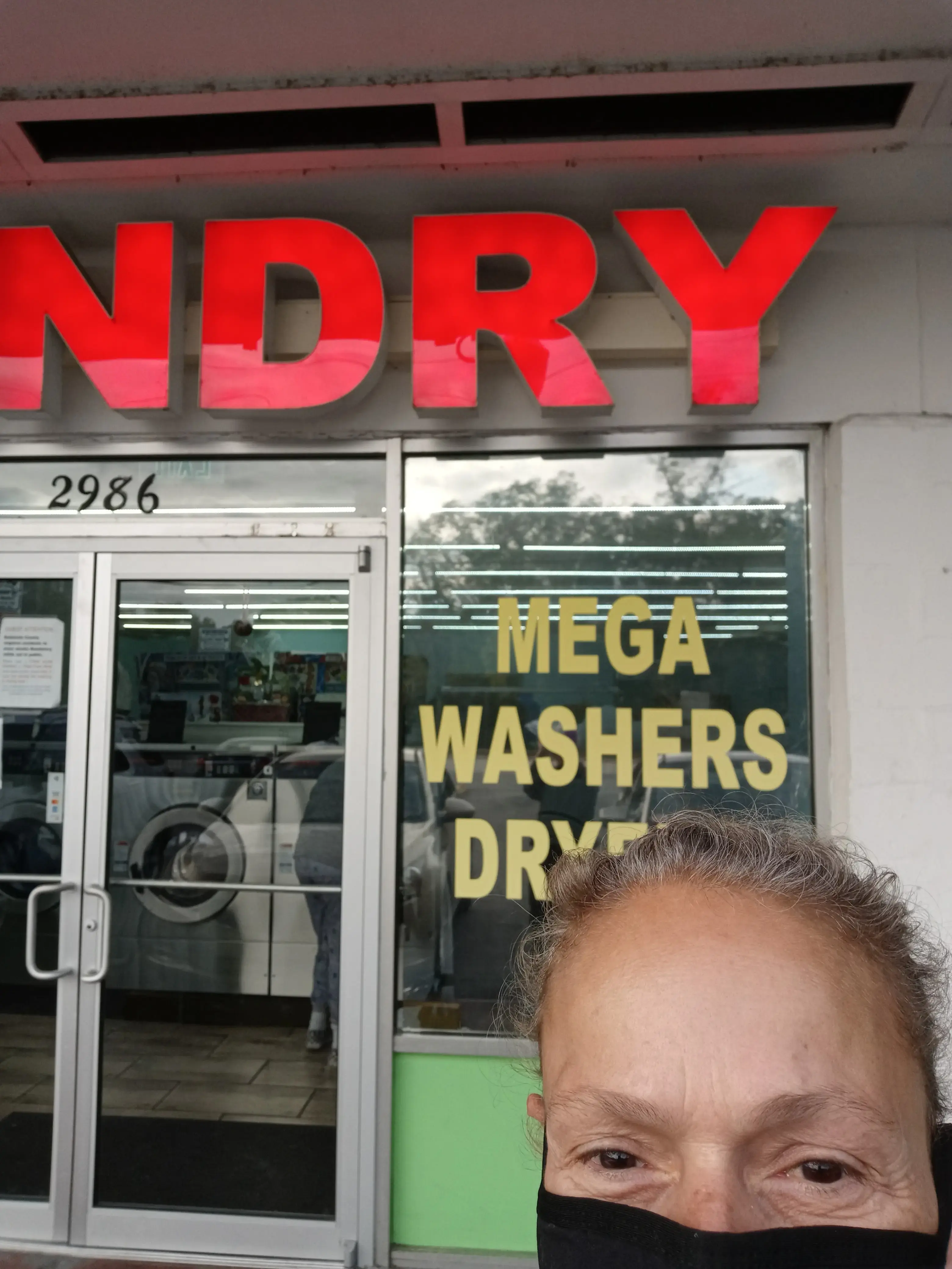 Oasis Laundry - Image 14
