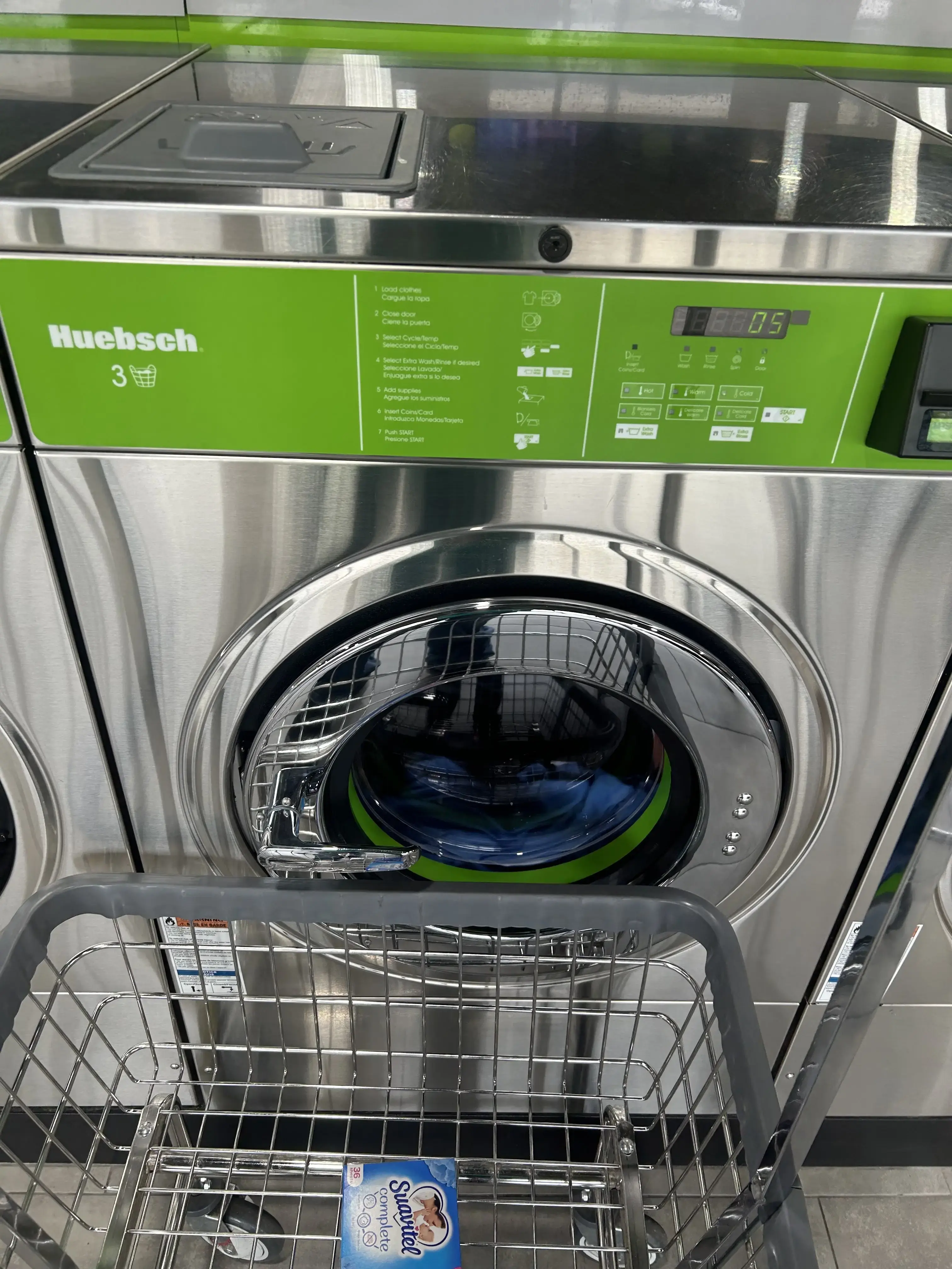 Oasis Washateria Burke - Image 11