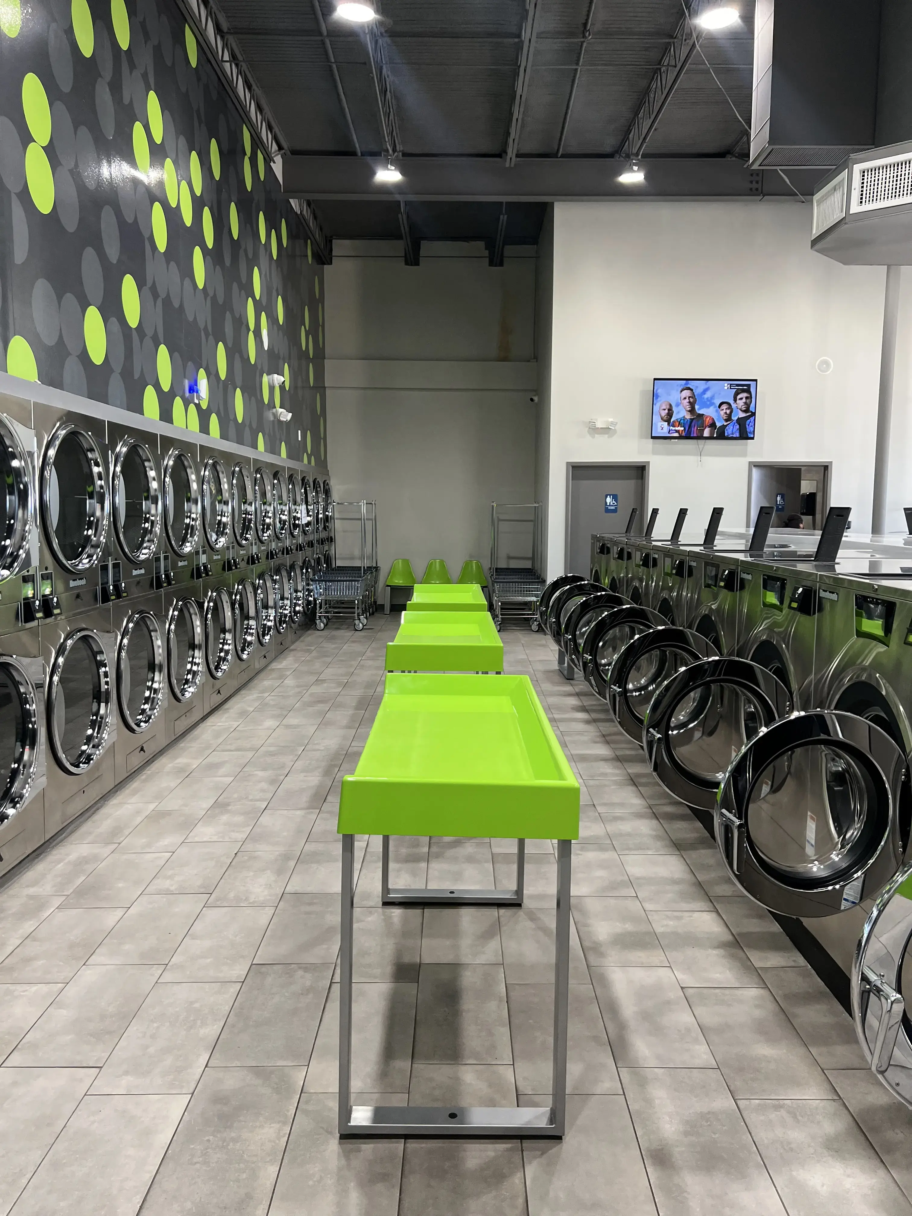 Oasis Washateria Mangum location