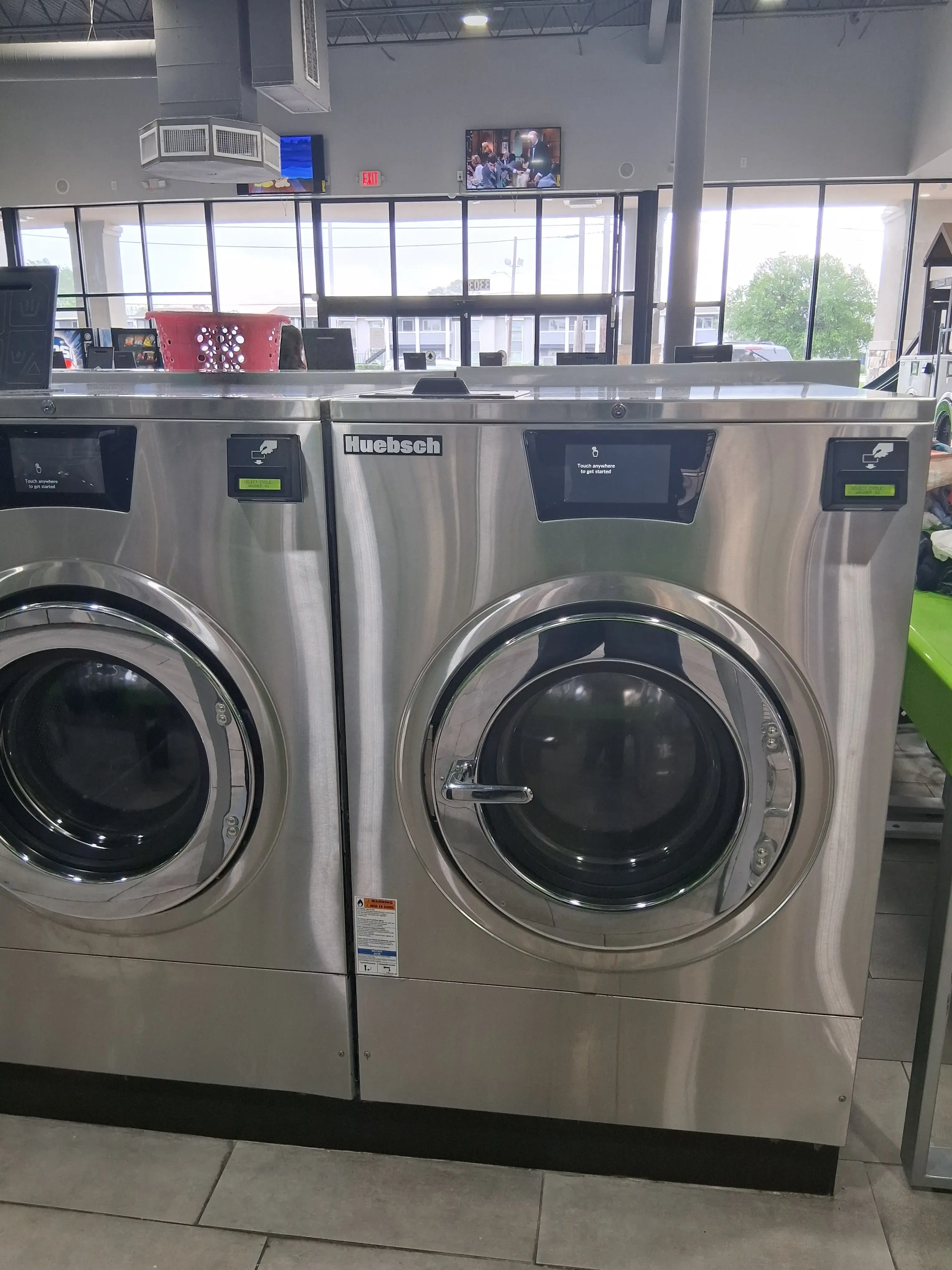 Oasis Washateria Mangum thumbnail 3