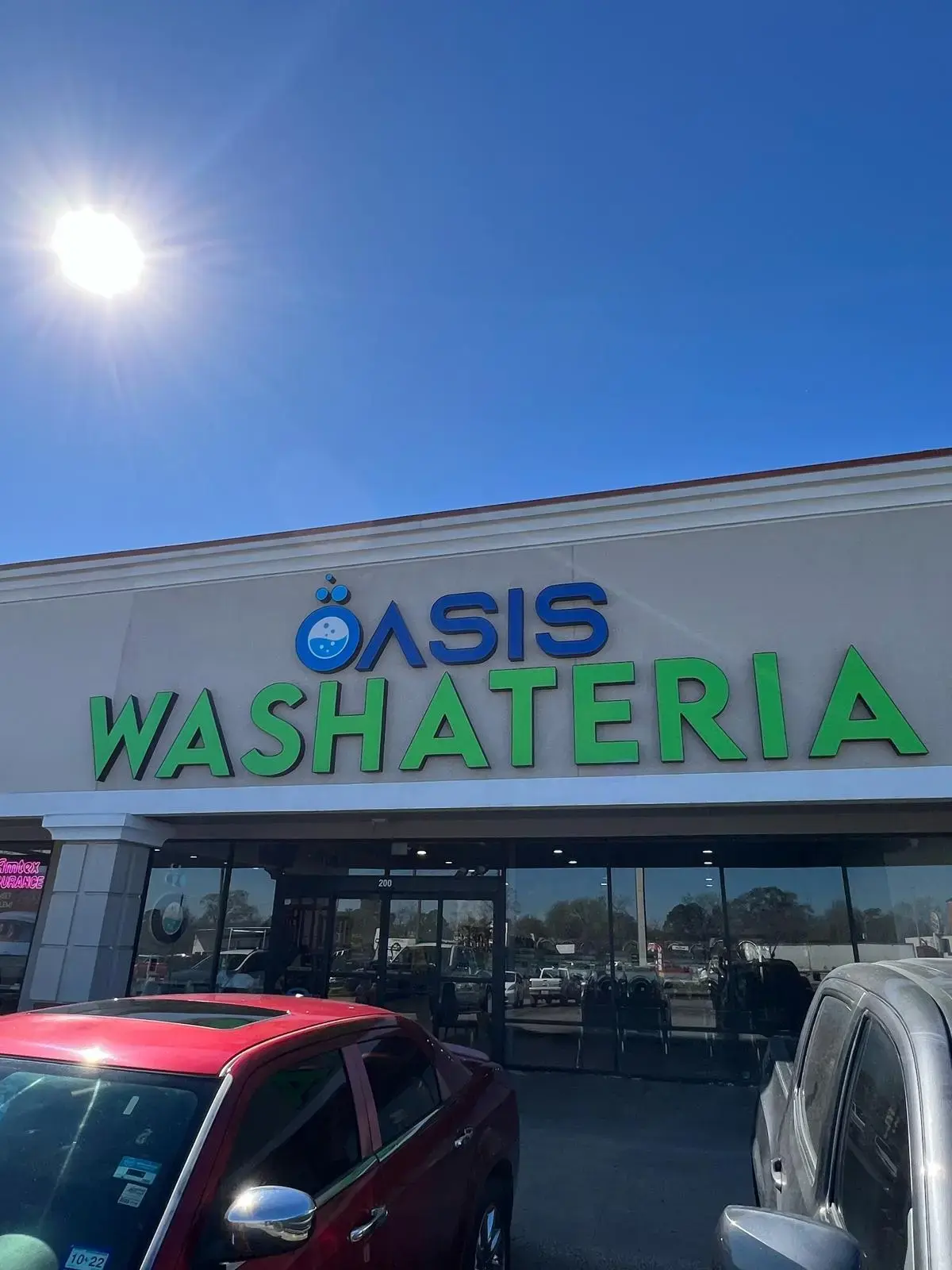 Oasis Washateria Post Oak thumbnail 10